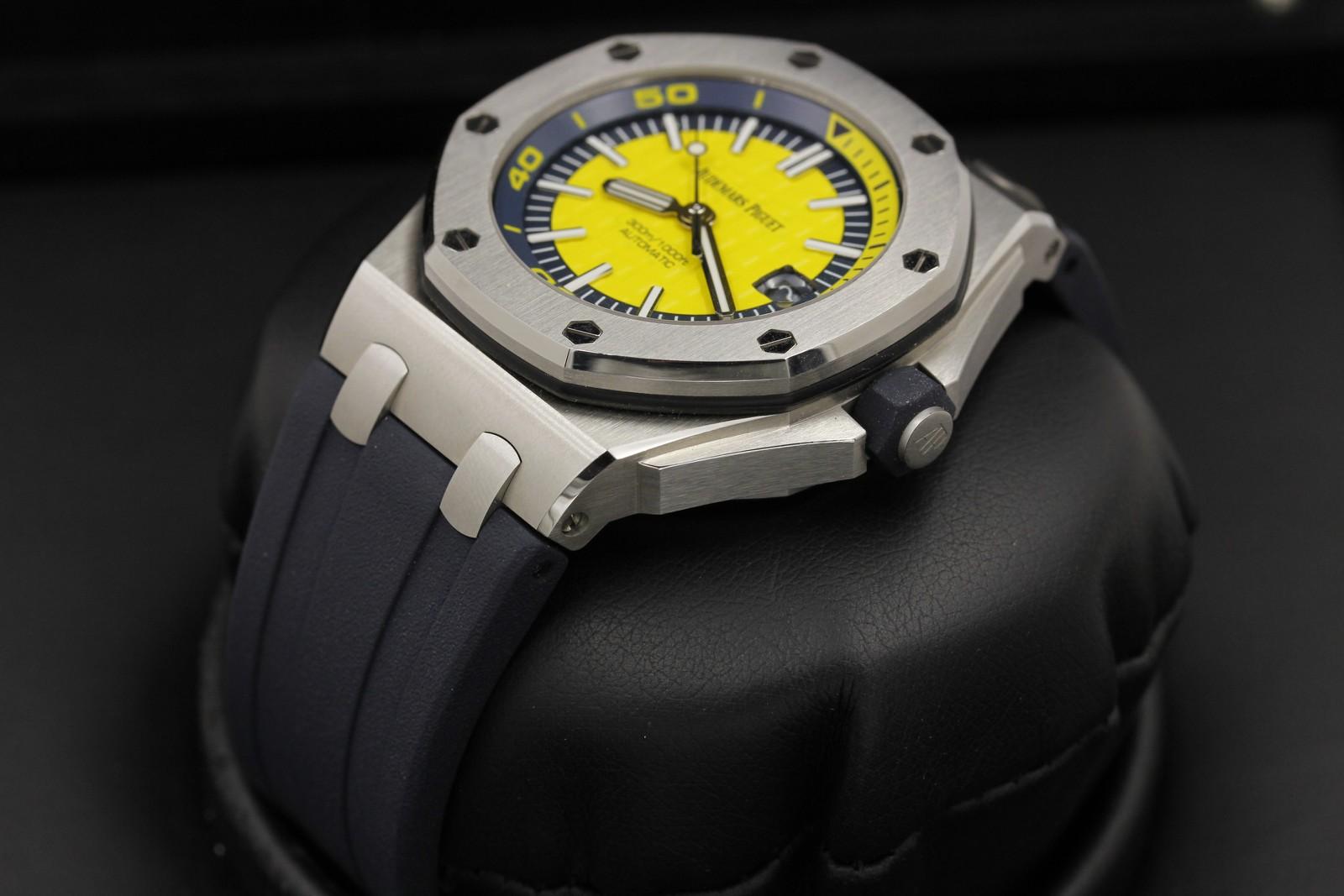 Watch Image 2