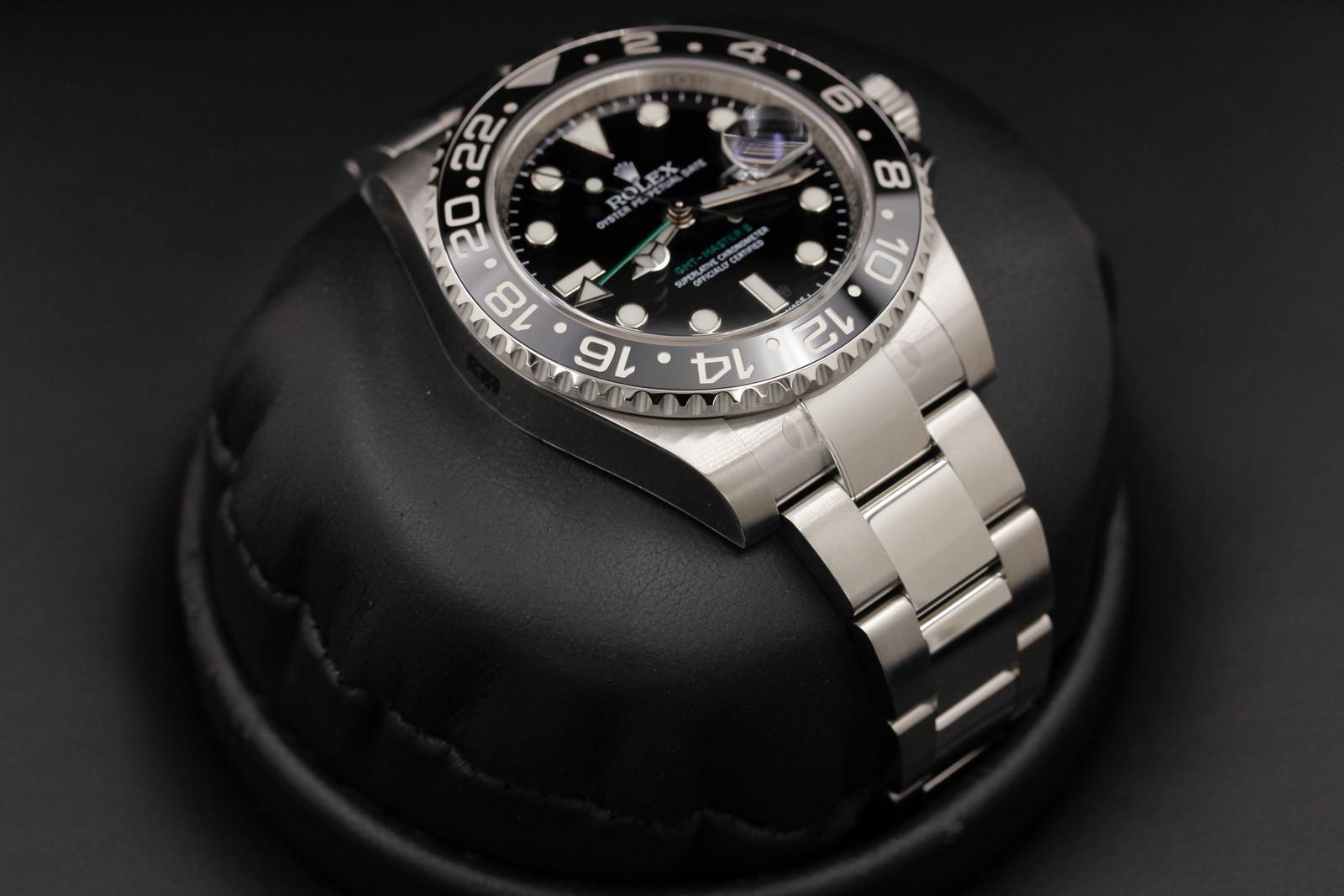 Watch Image 6