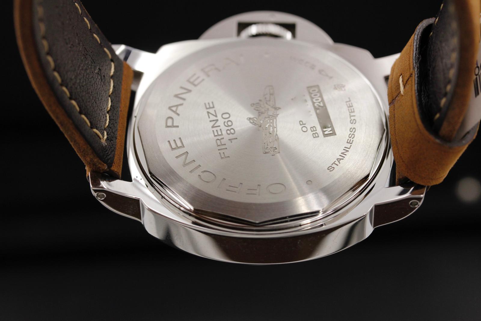 Watch Image 10