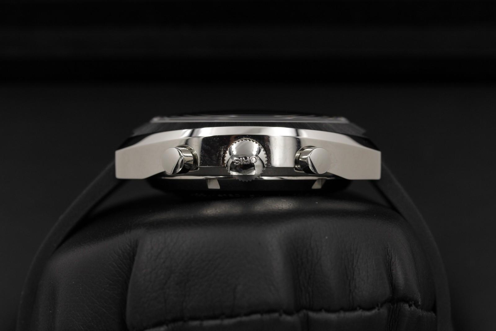 Watch Image 3