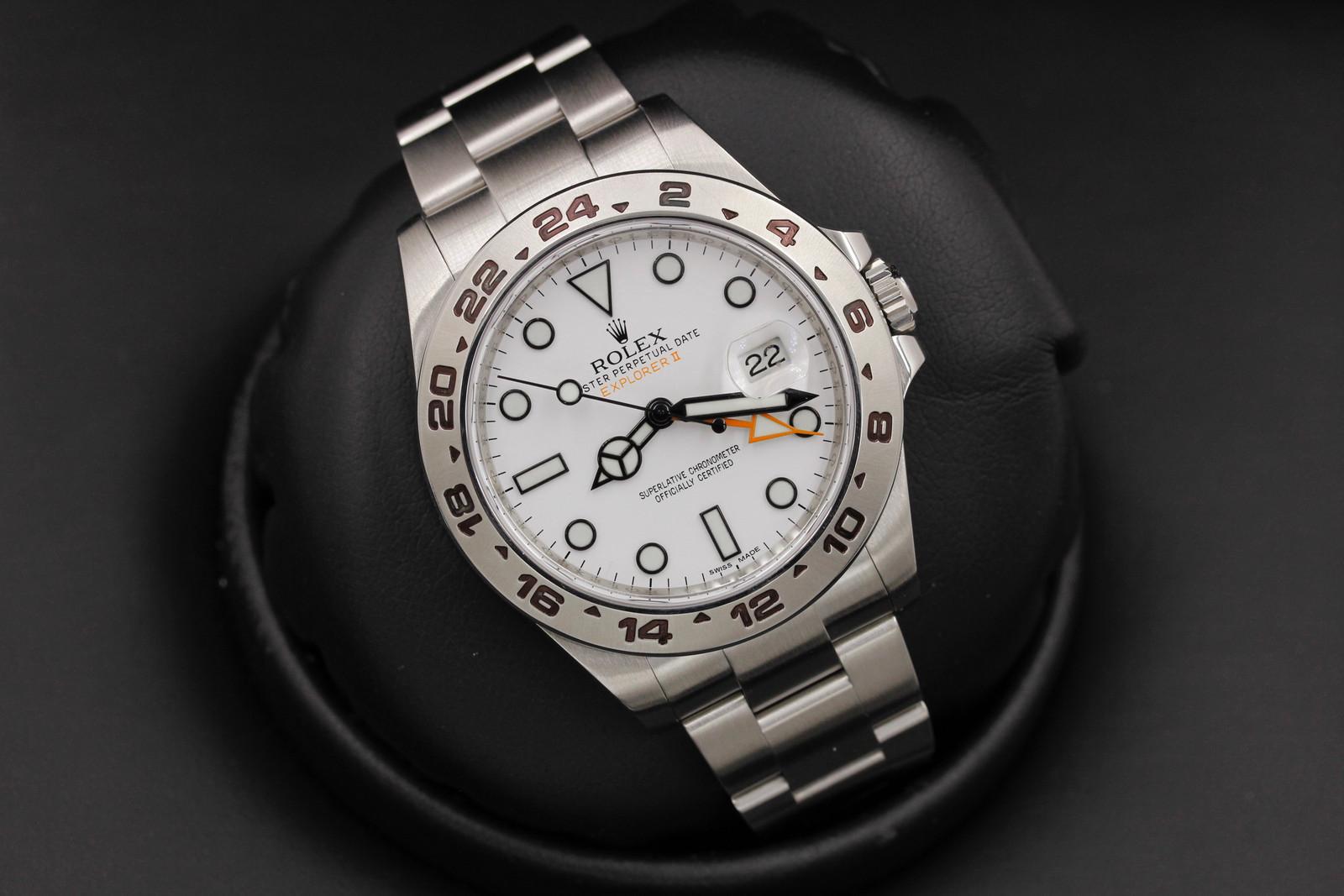 Watch Image 9