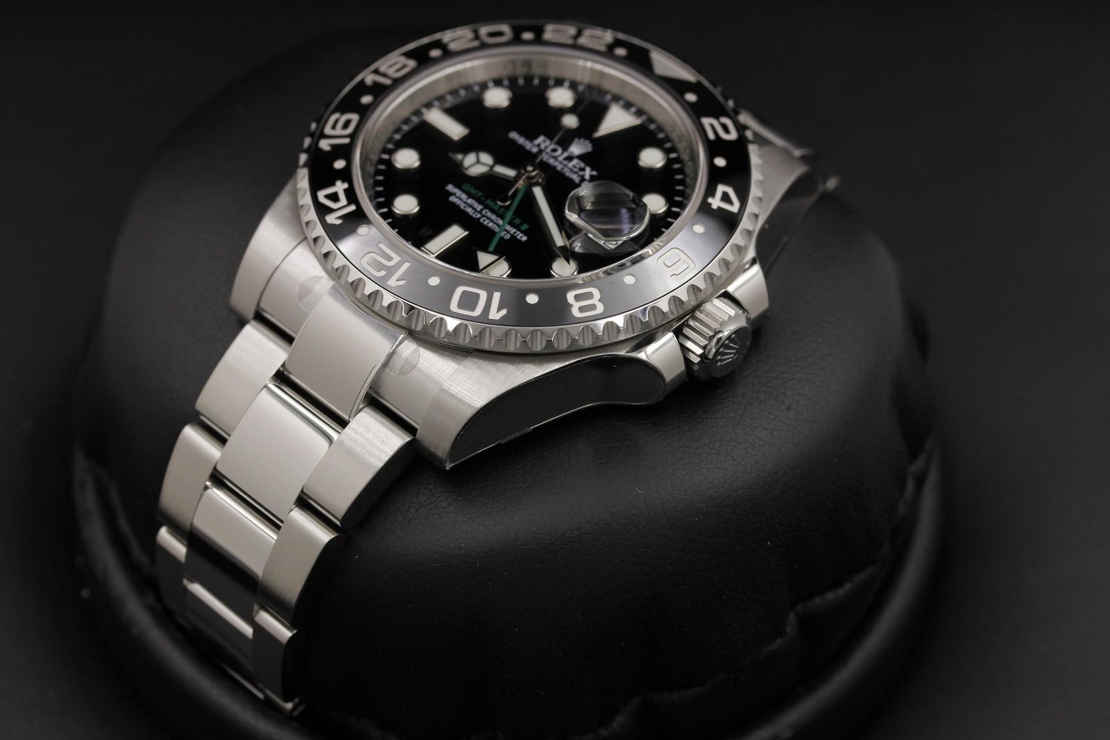 Watch Image 2