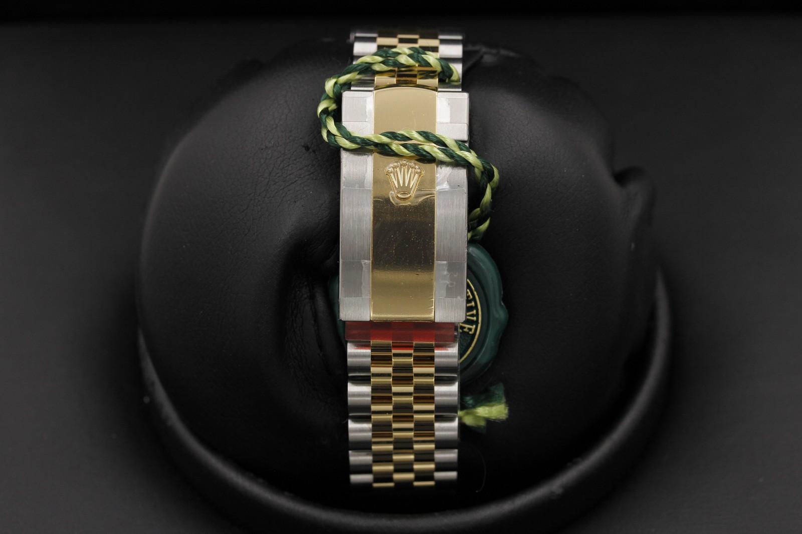 Watch Image 7
