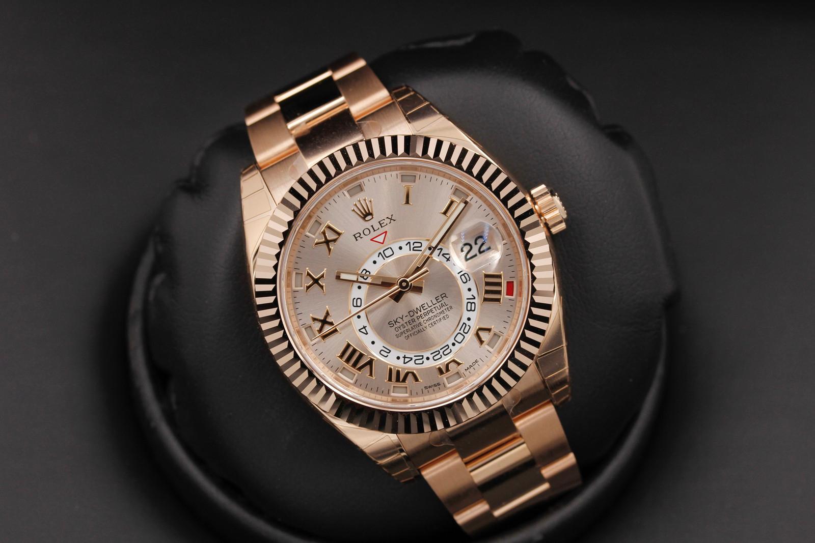 Watch Image 9
