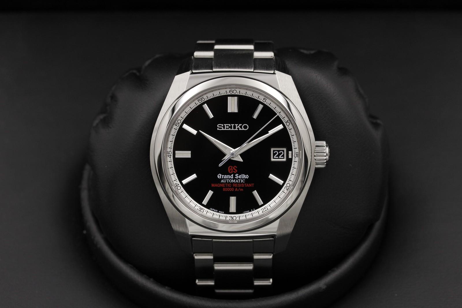 Watch Image 1