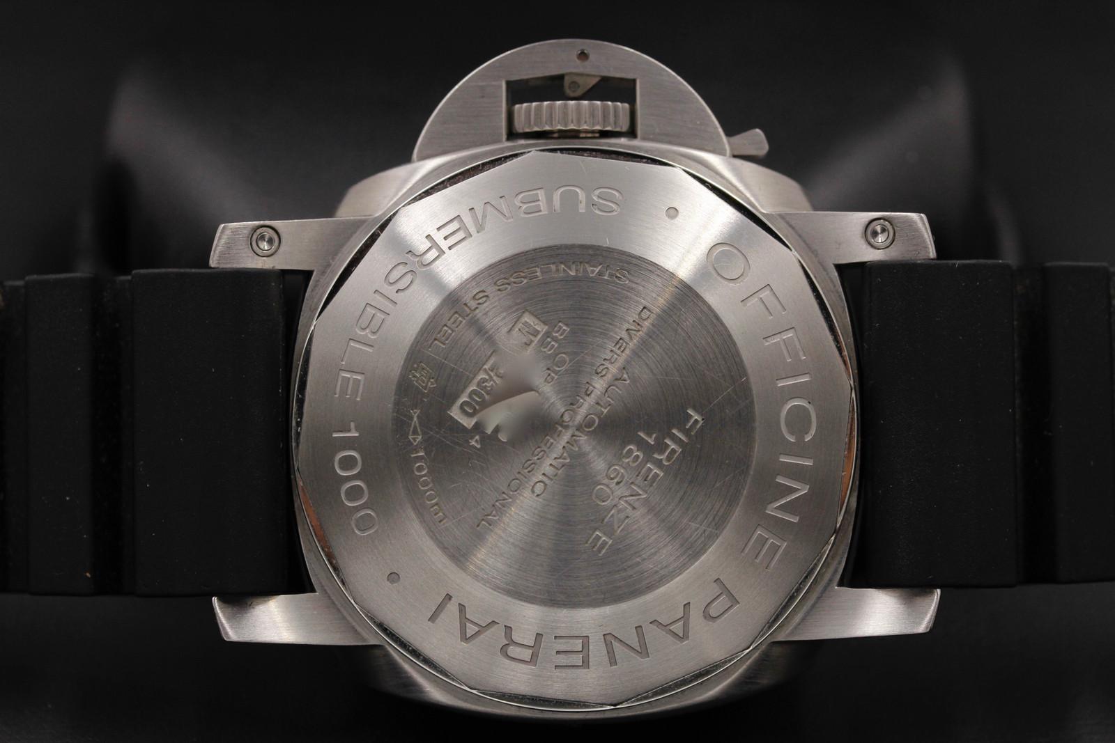 Watch Image 10