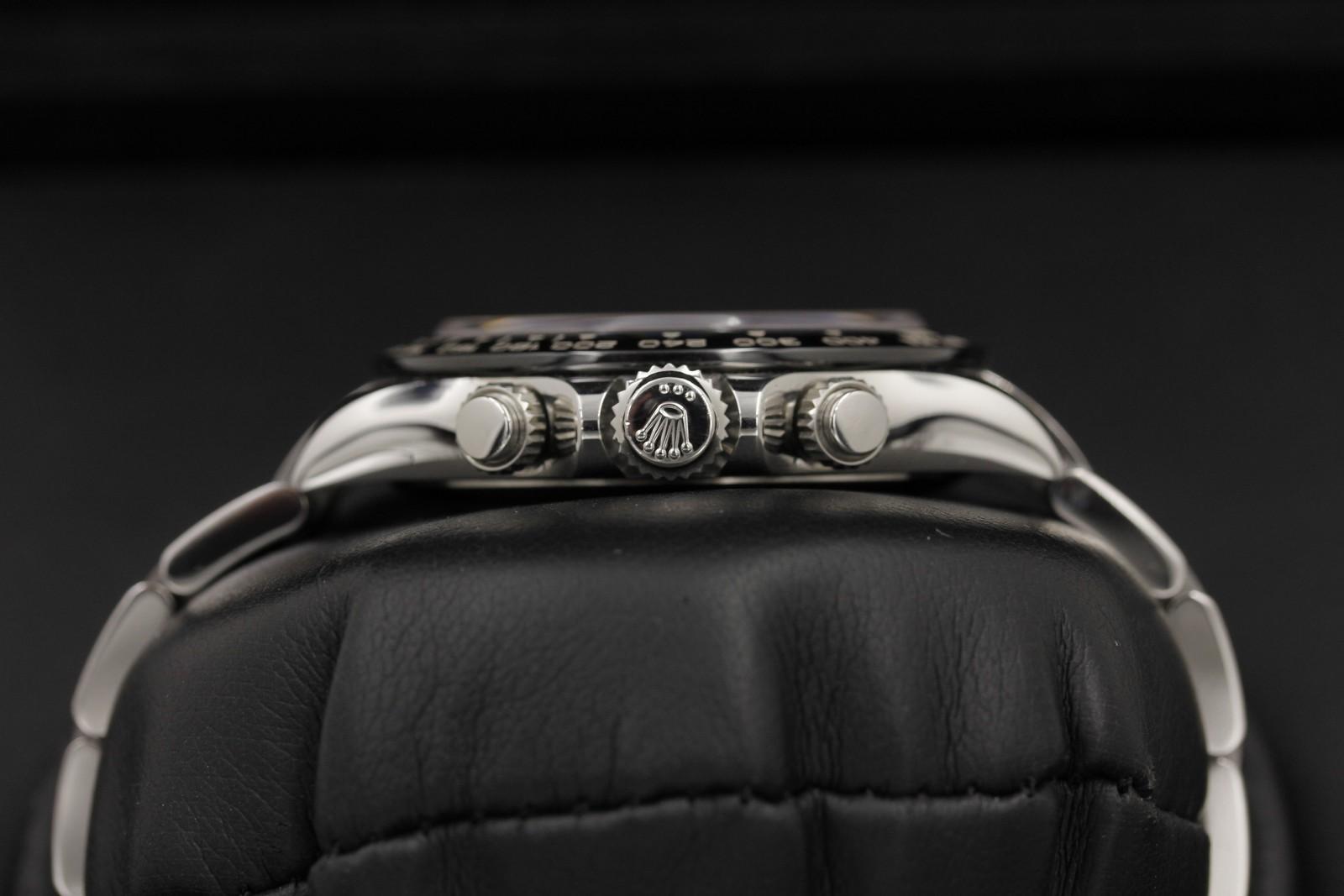 Watch Image 3