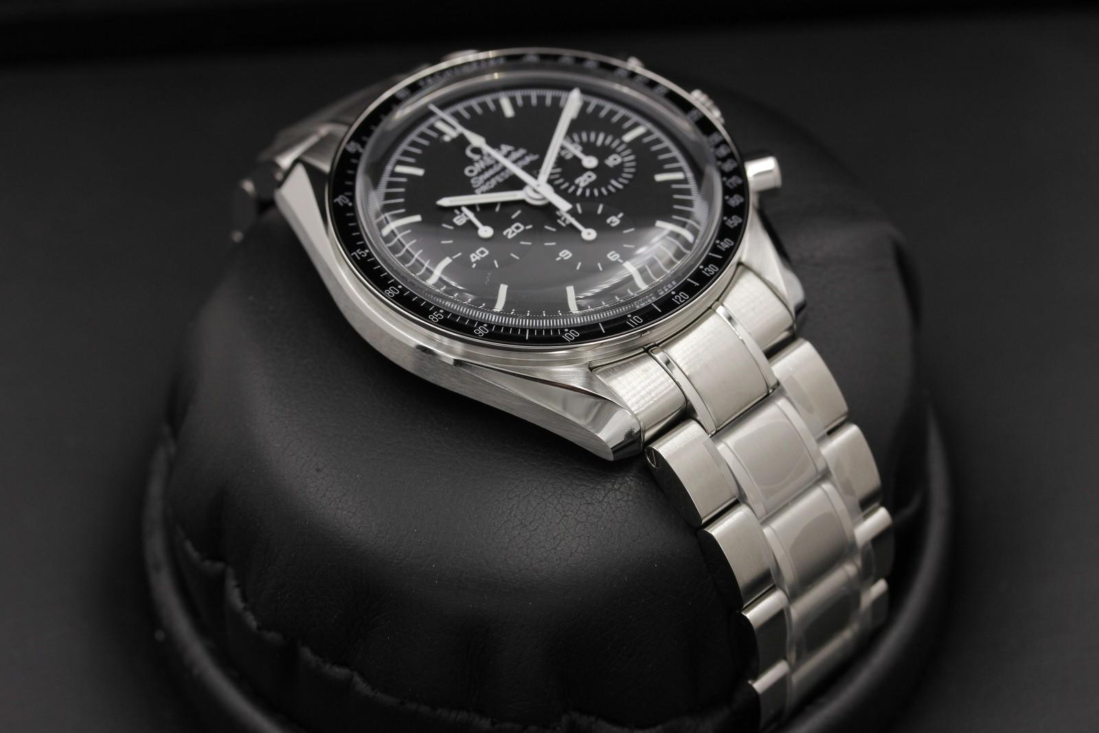 Watch Image 6