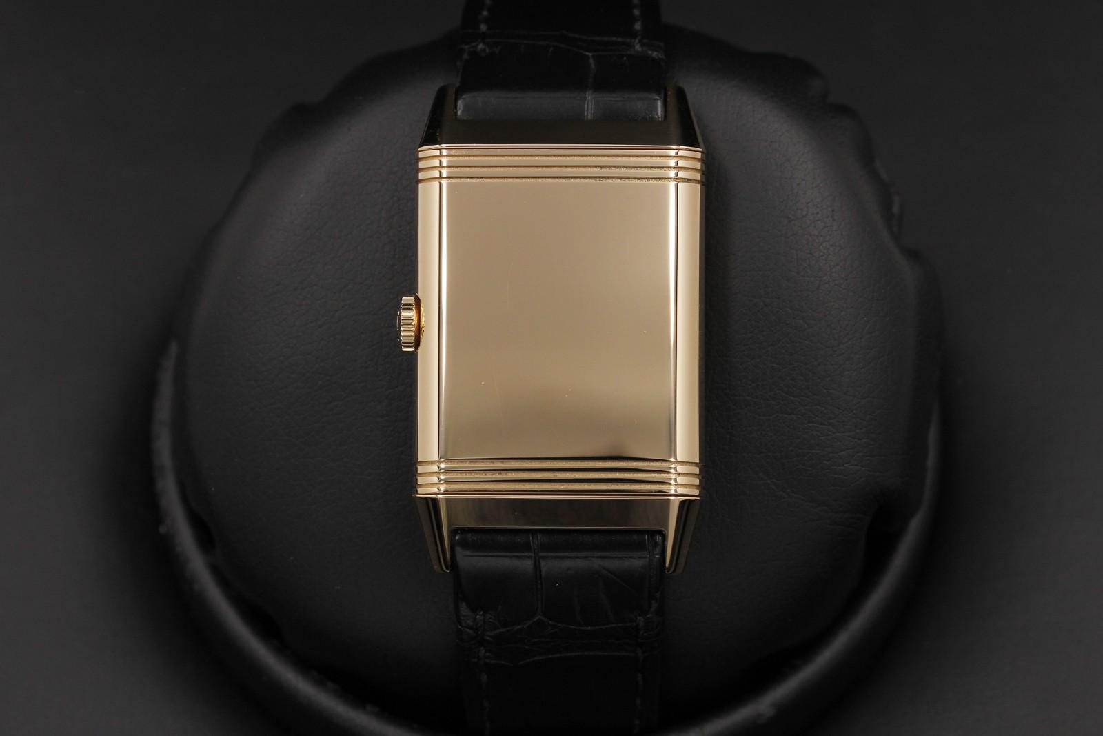 Watch Image 10