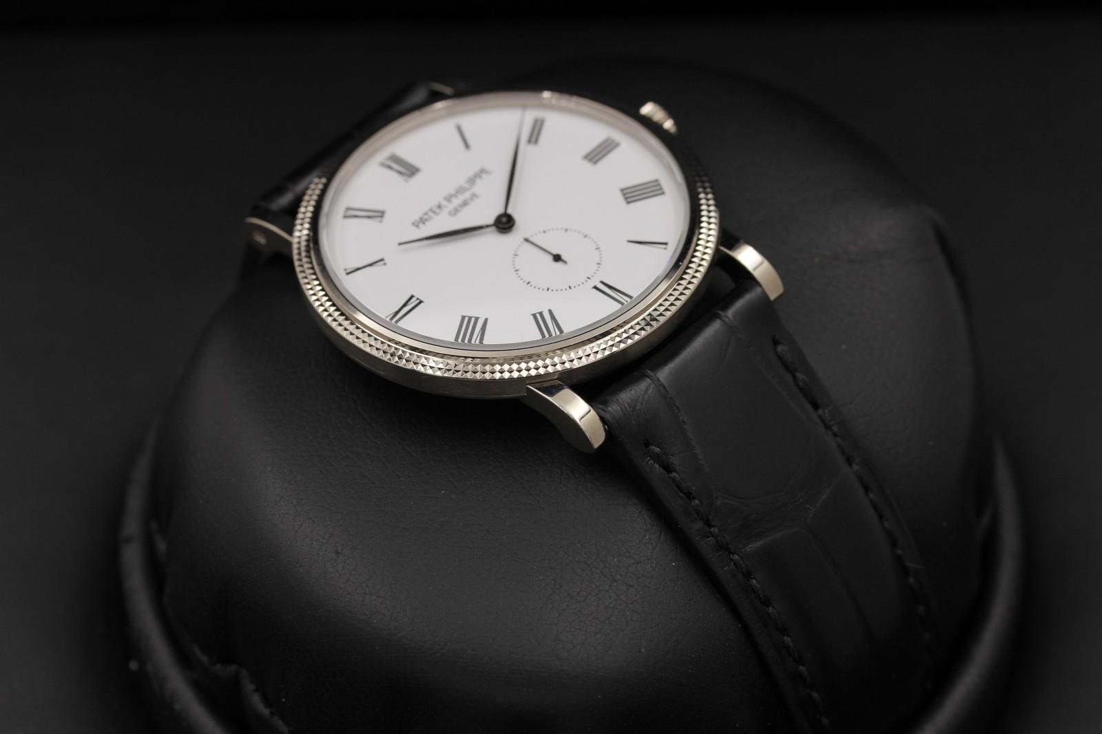 Watch Image 6