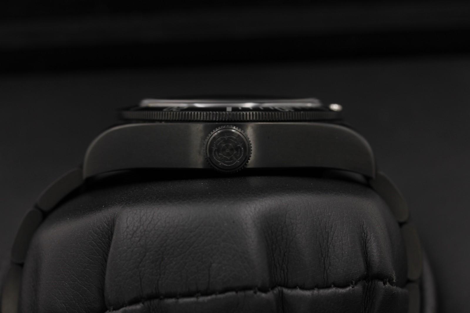 Watch Image 3