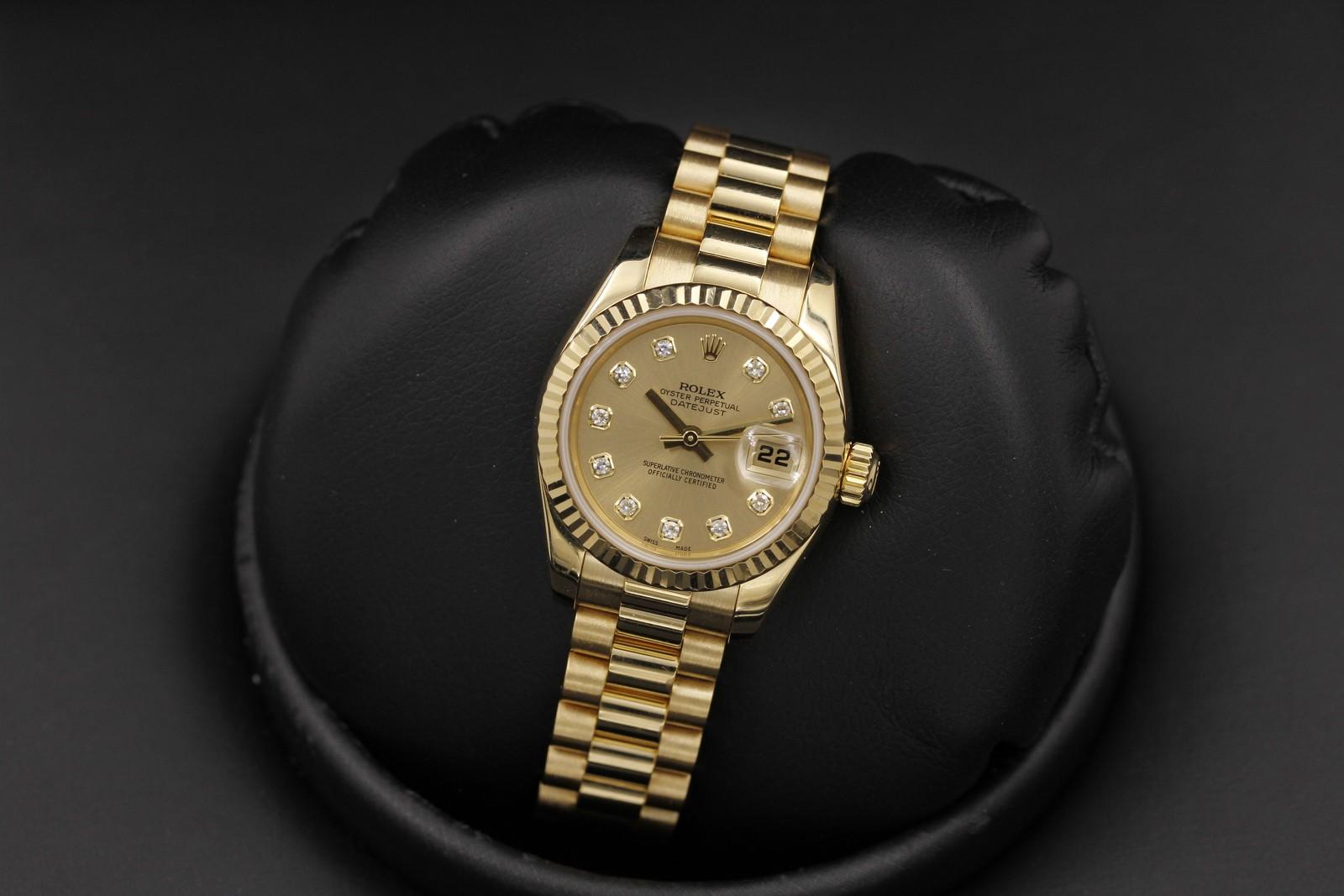 Watch Image 8