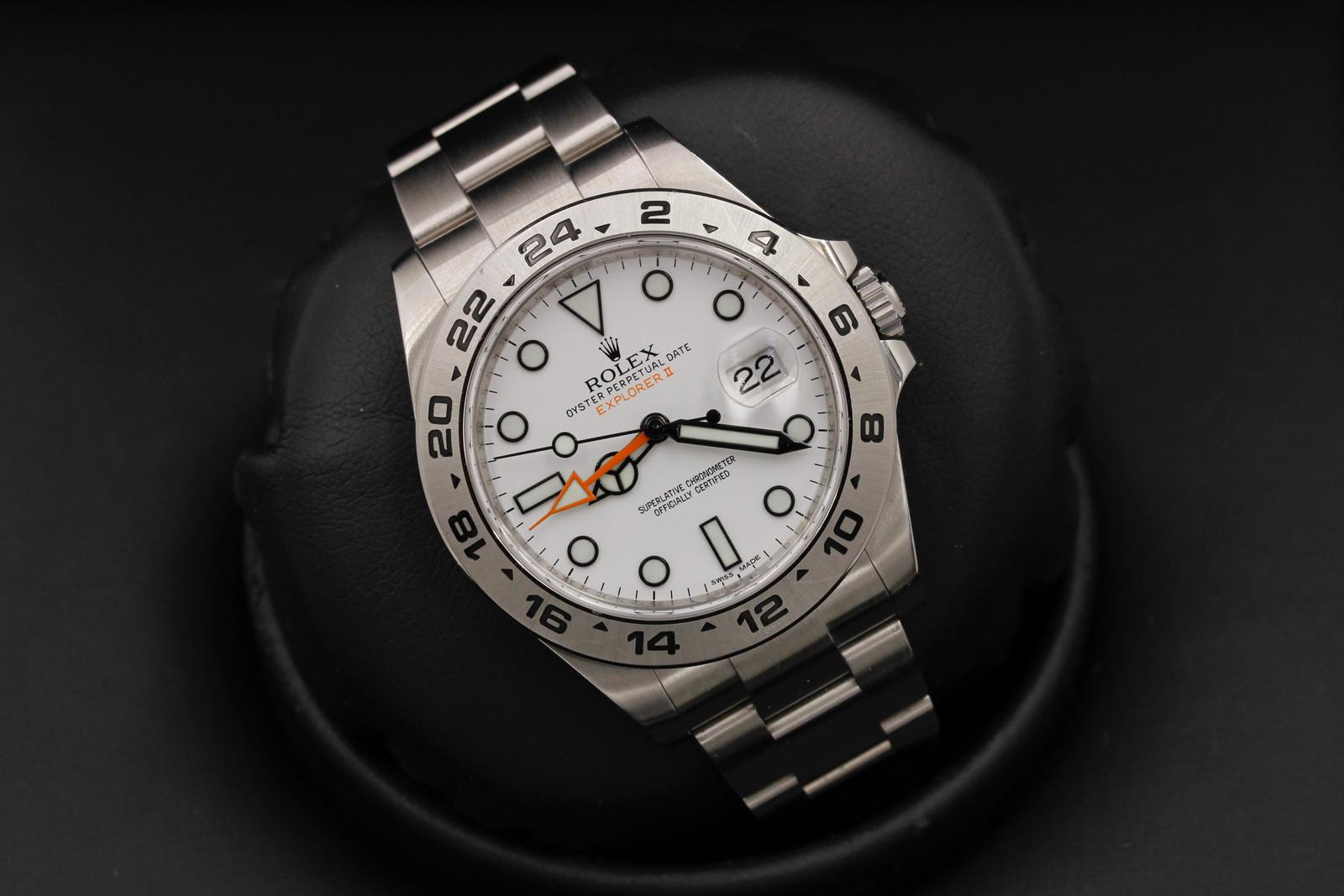 Watch Image 9