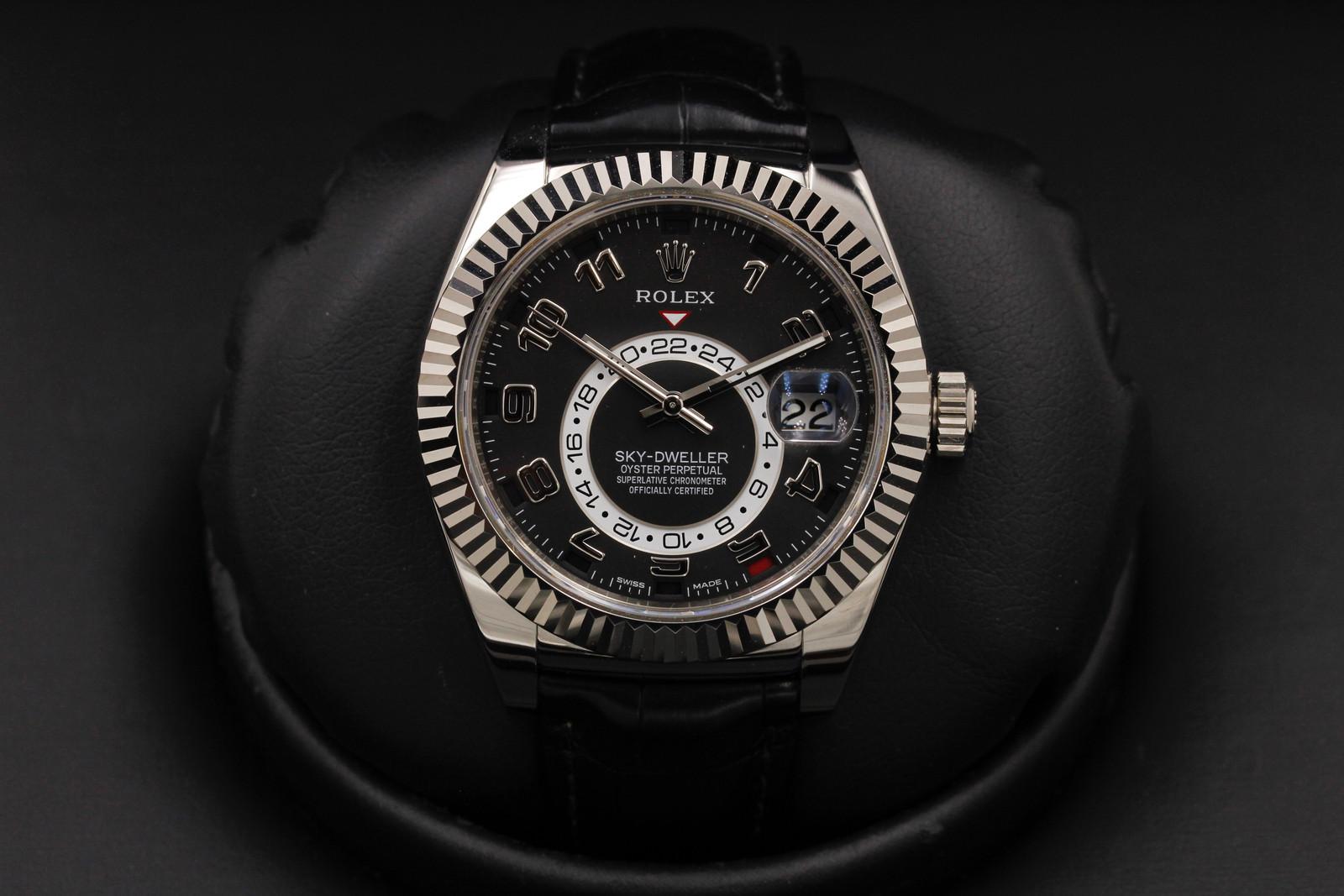 Watch Image 1