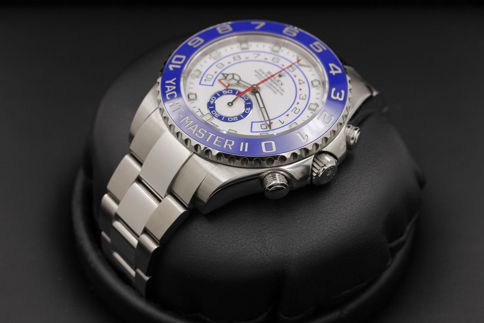Watch Image 2