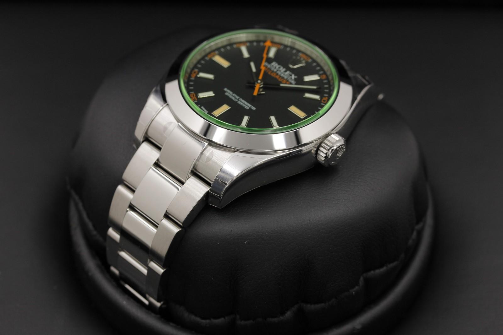 Watch Image 2