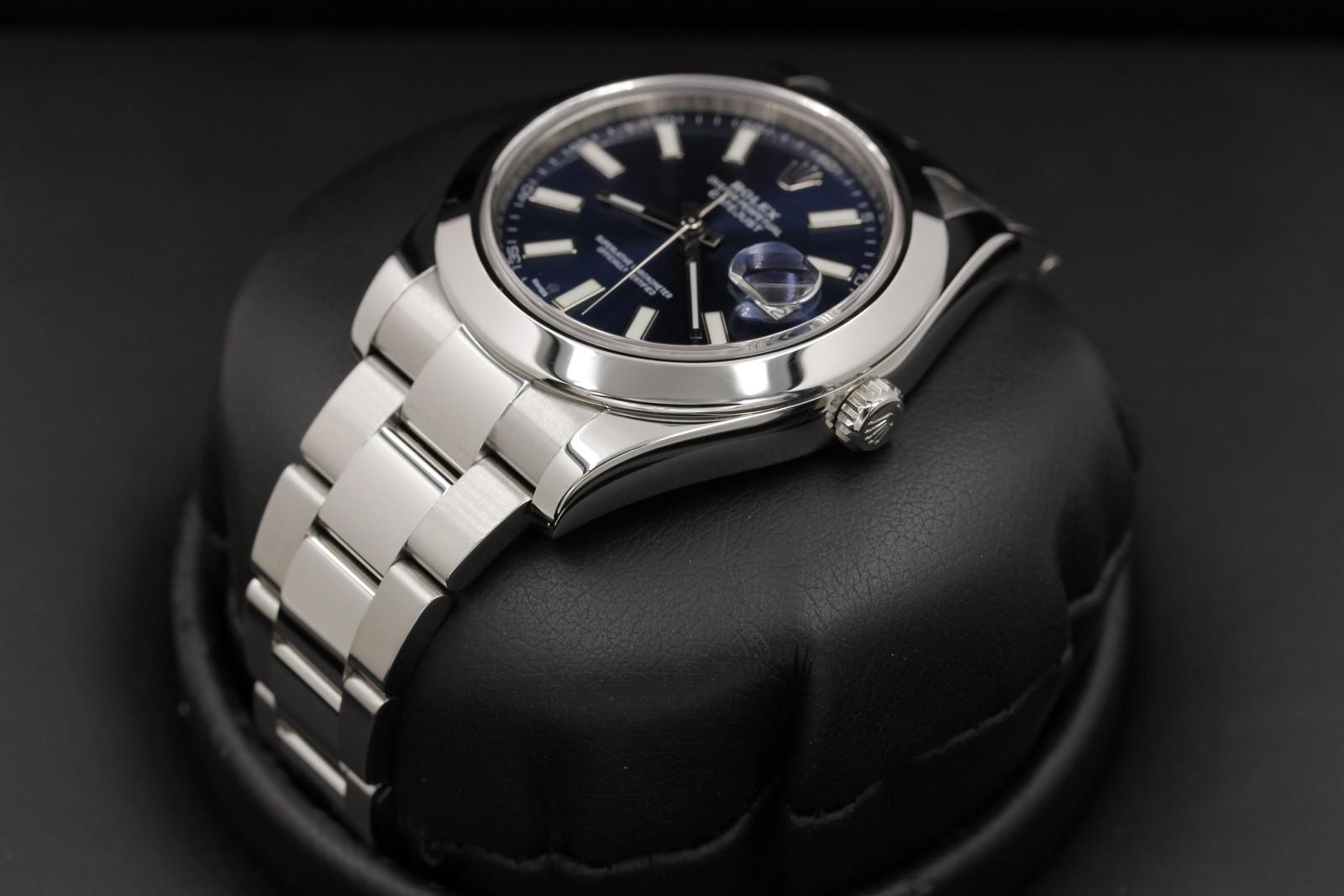Watch Image 2