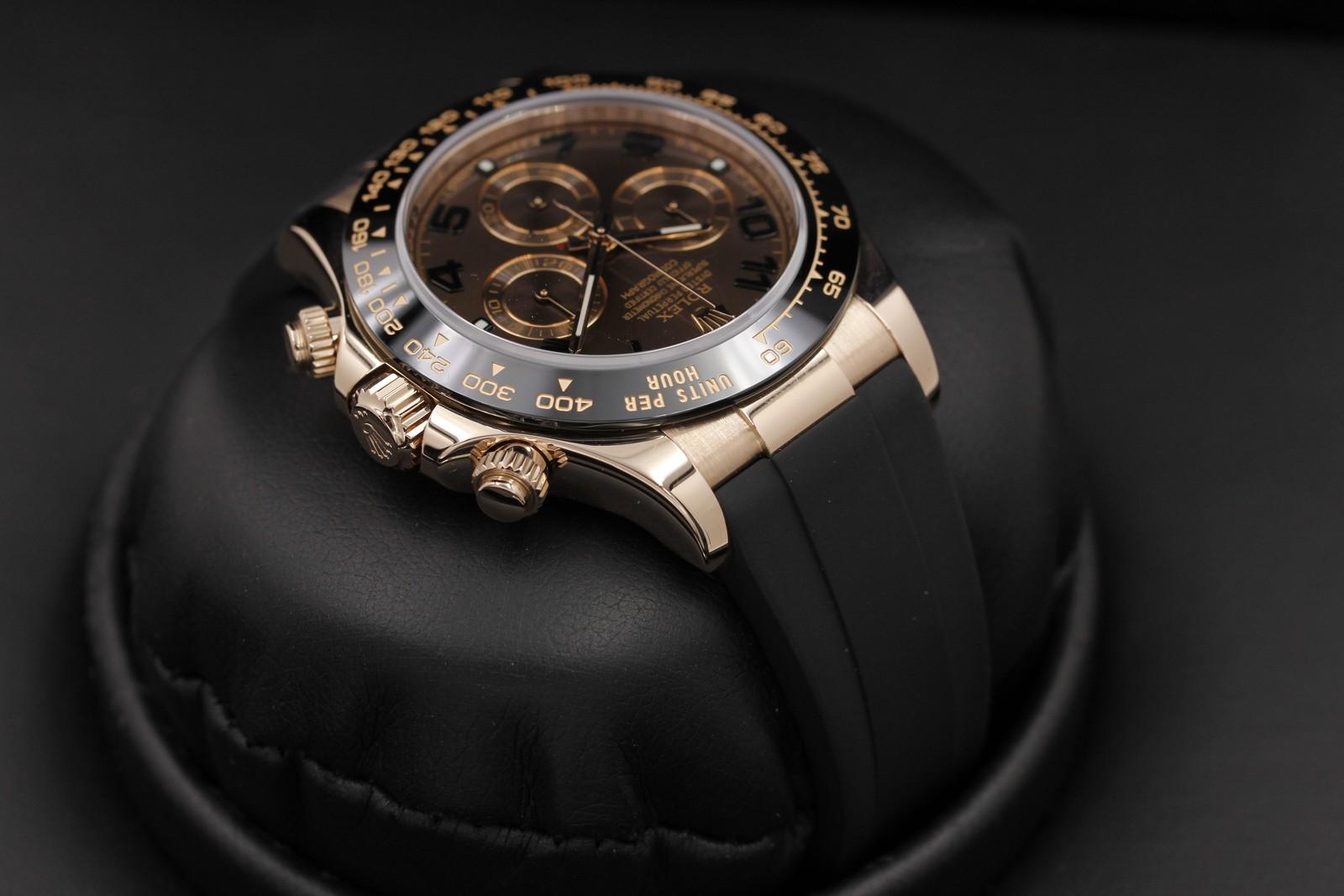 Watch Image 4