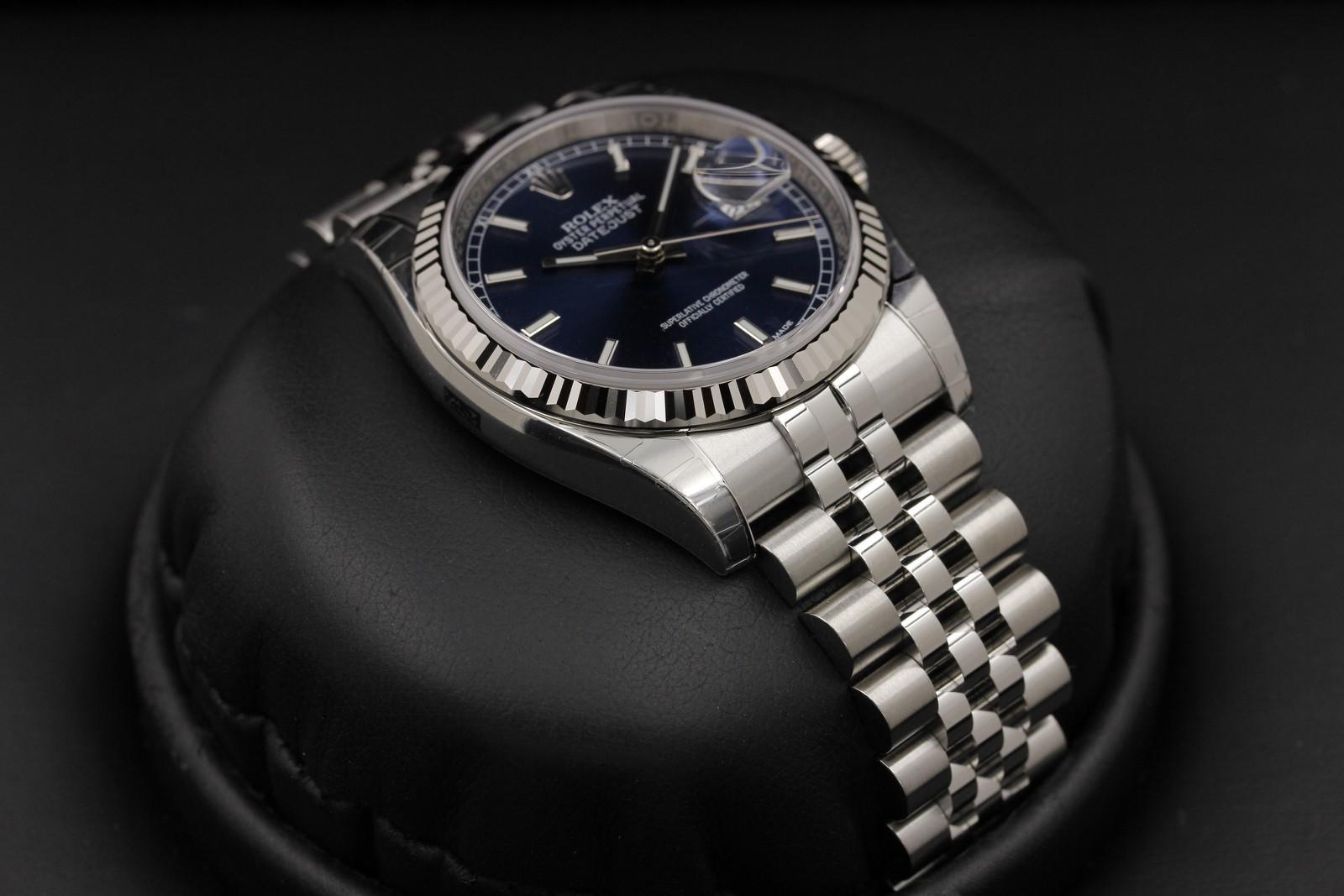 Watch Image 6
