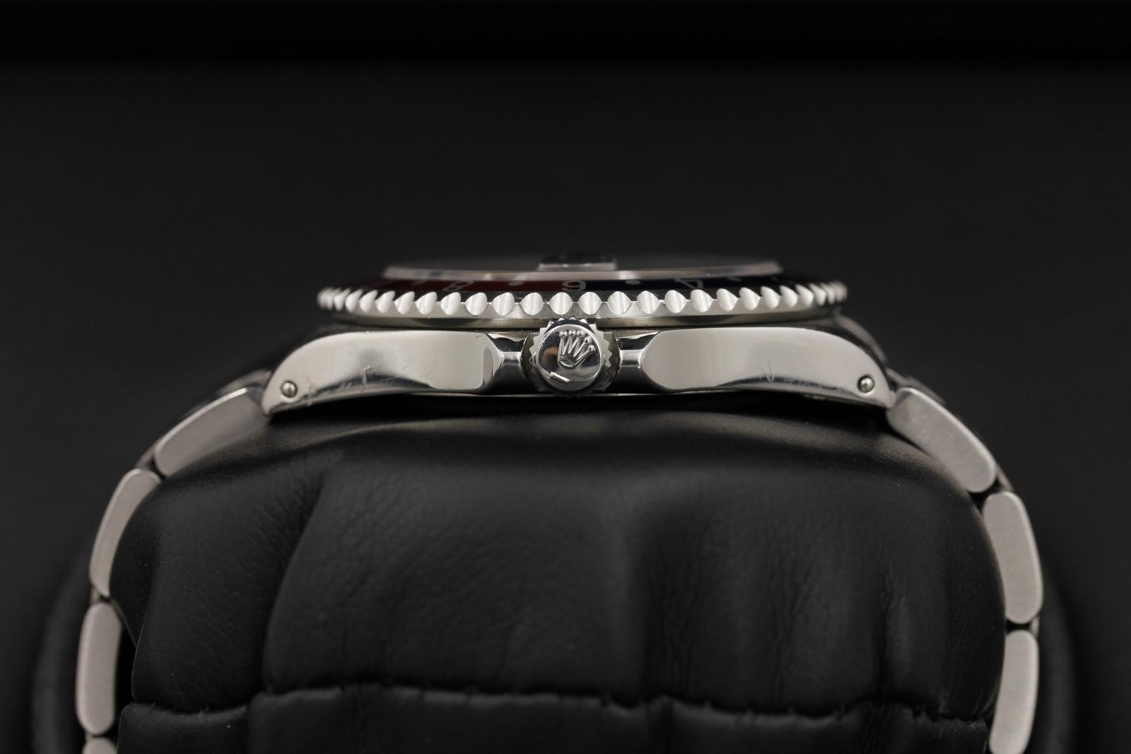 Watch Image 3