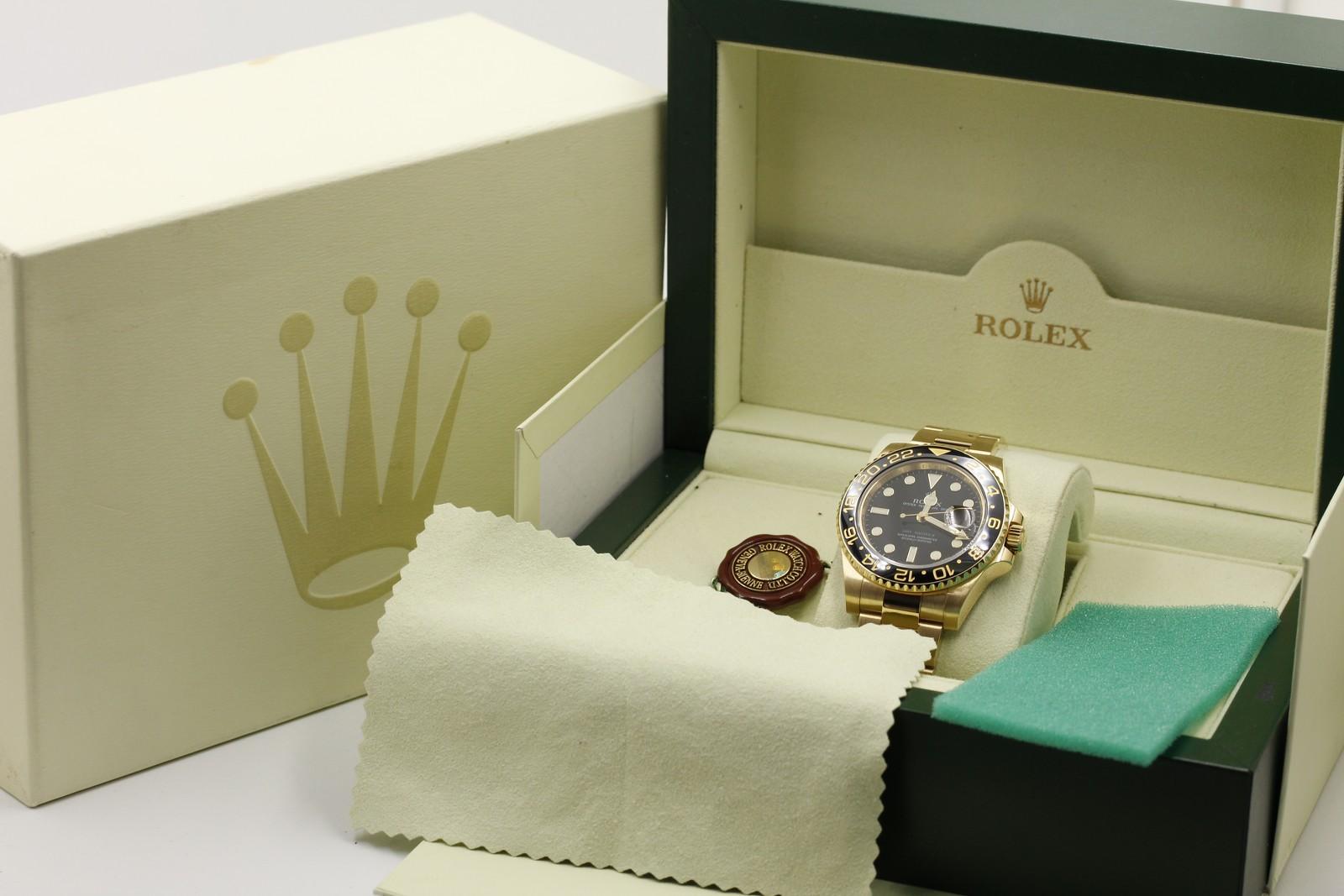 Watch Image 10