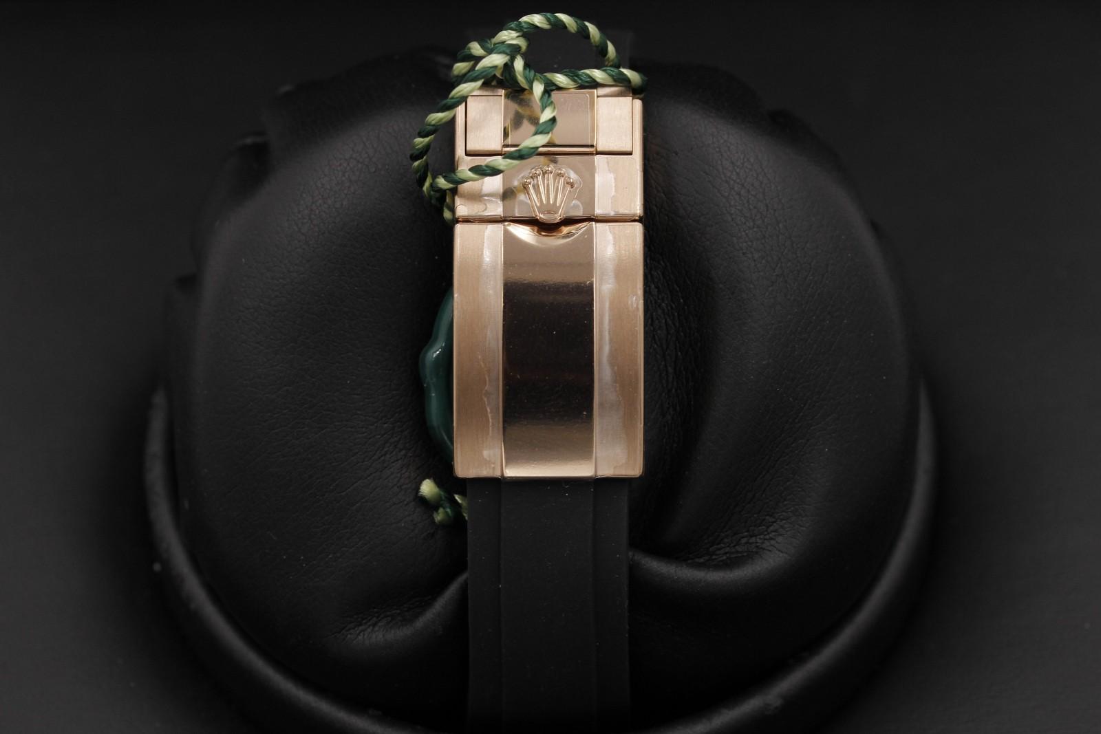 Watch Image 7