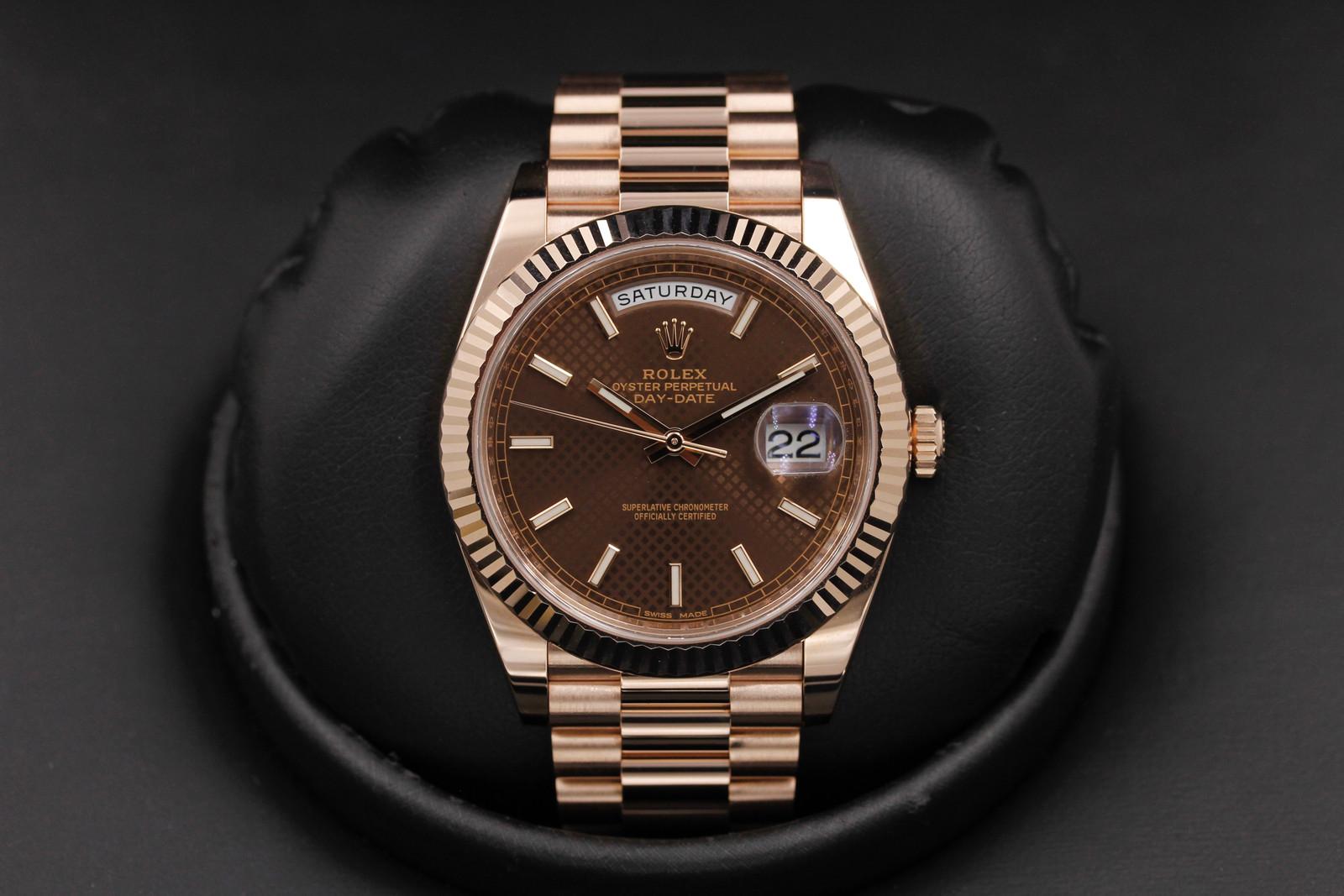 Watch Image 1