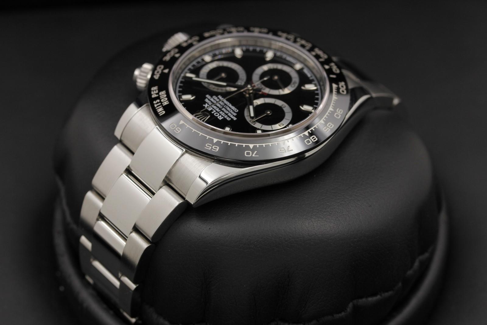 Watch Image 5