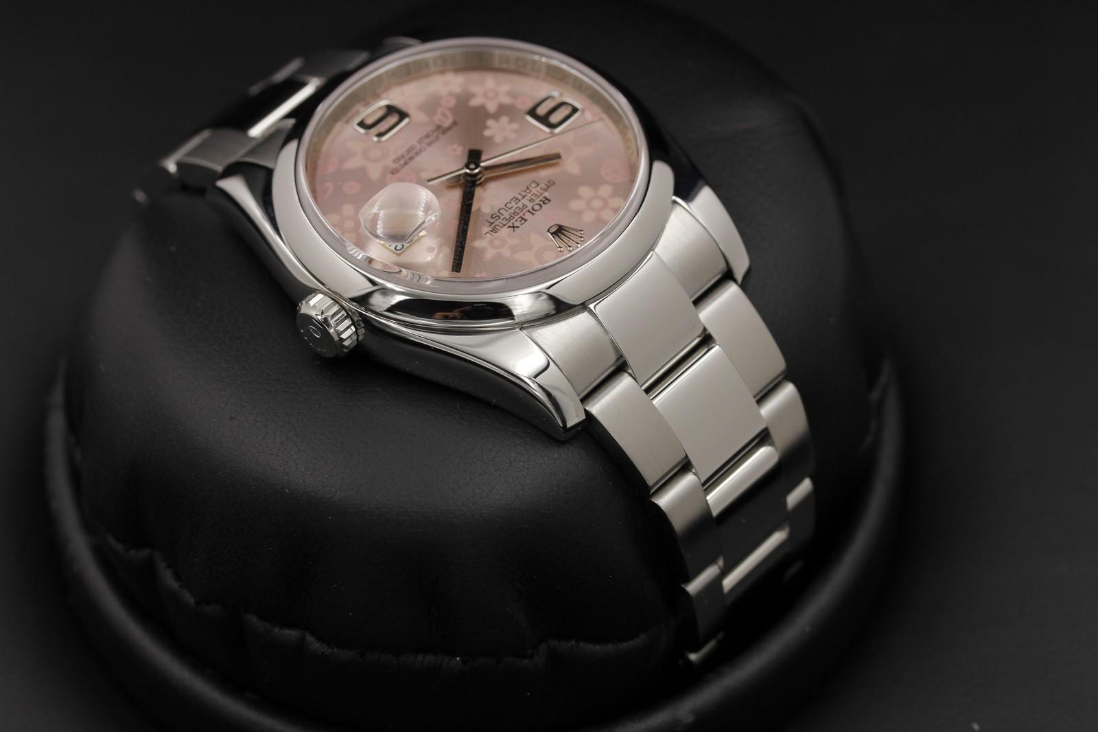 Watch Image 4