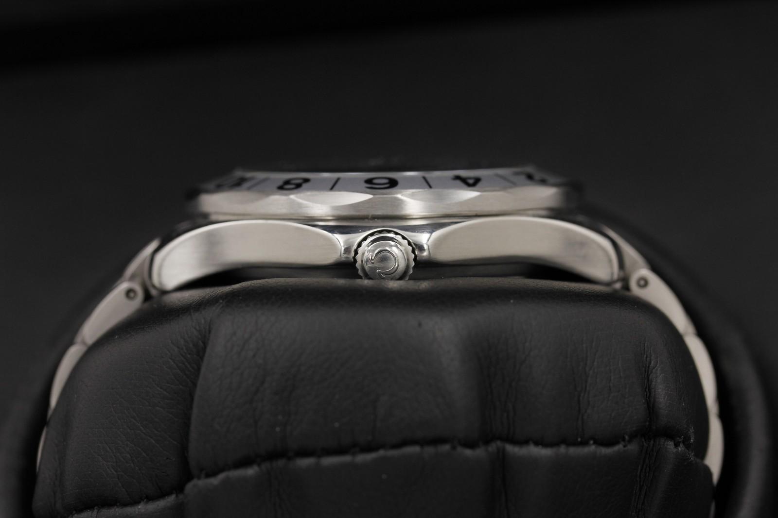 Watch Image 3