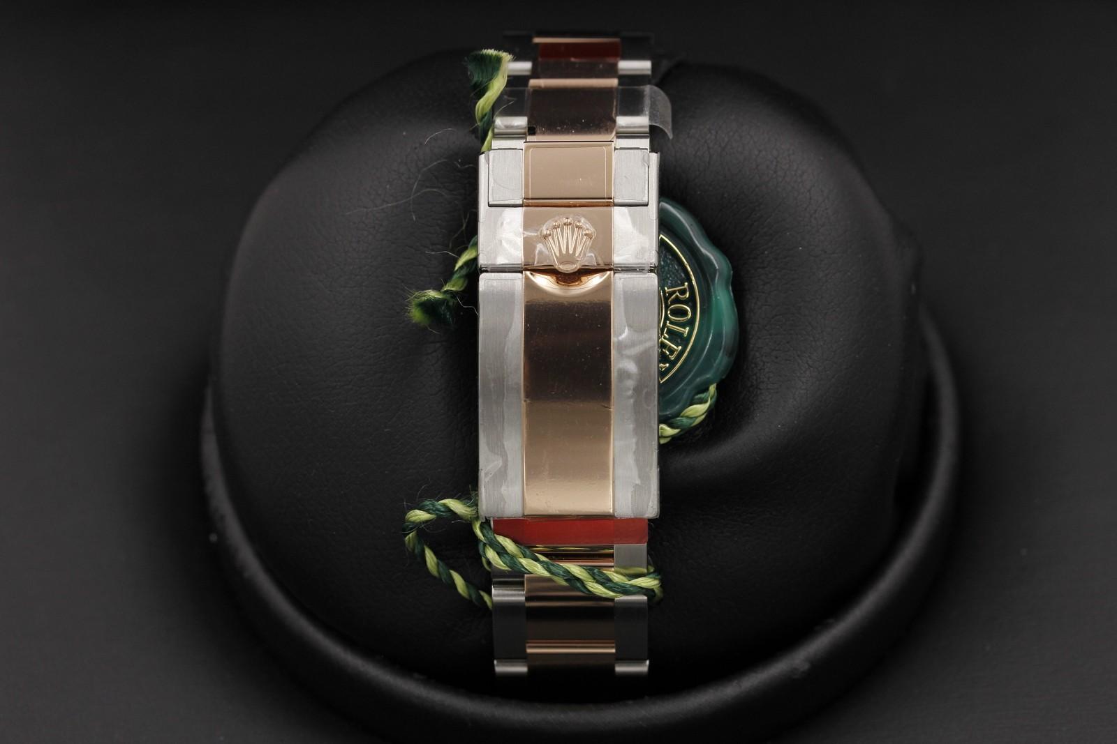 Watch Image 7