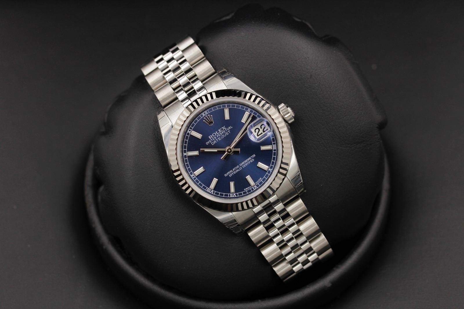 Watch Image 9