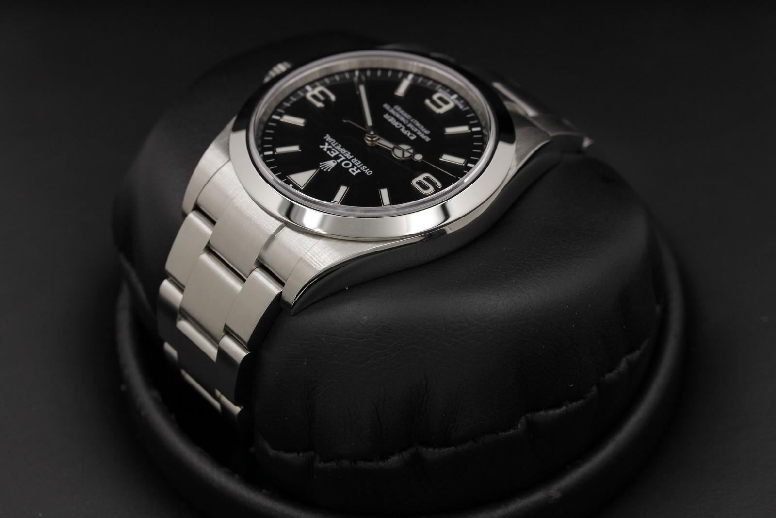 Watch Image 5