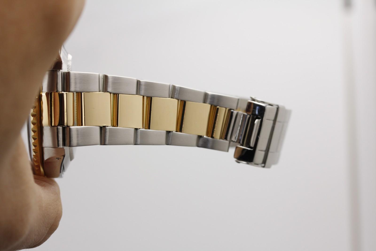 Watch Image 11