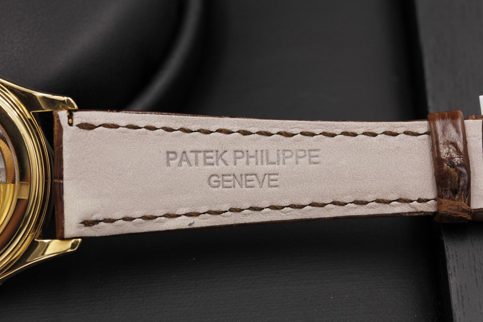 Watch Image 11