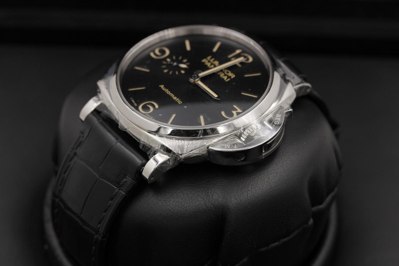 Watch Image 2