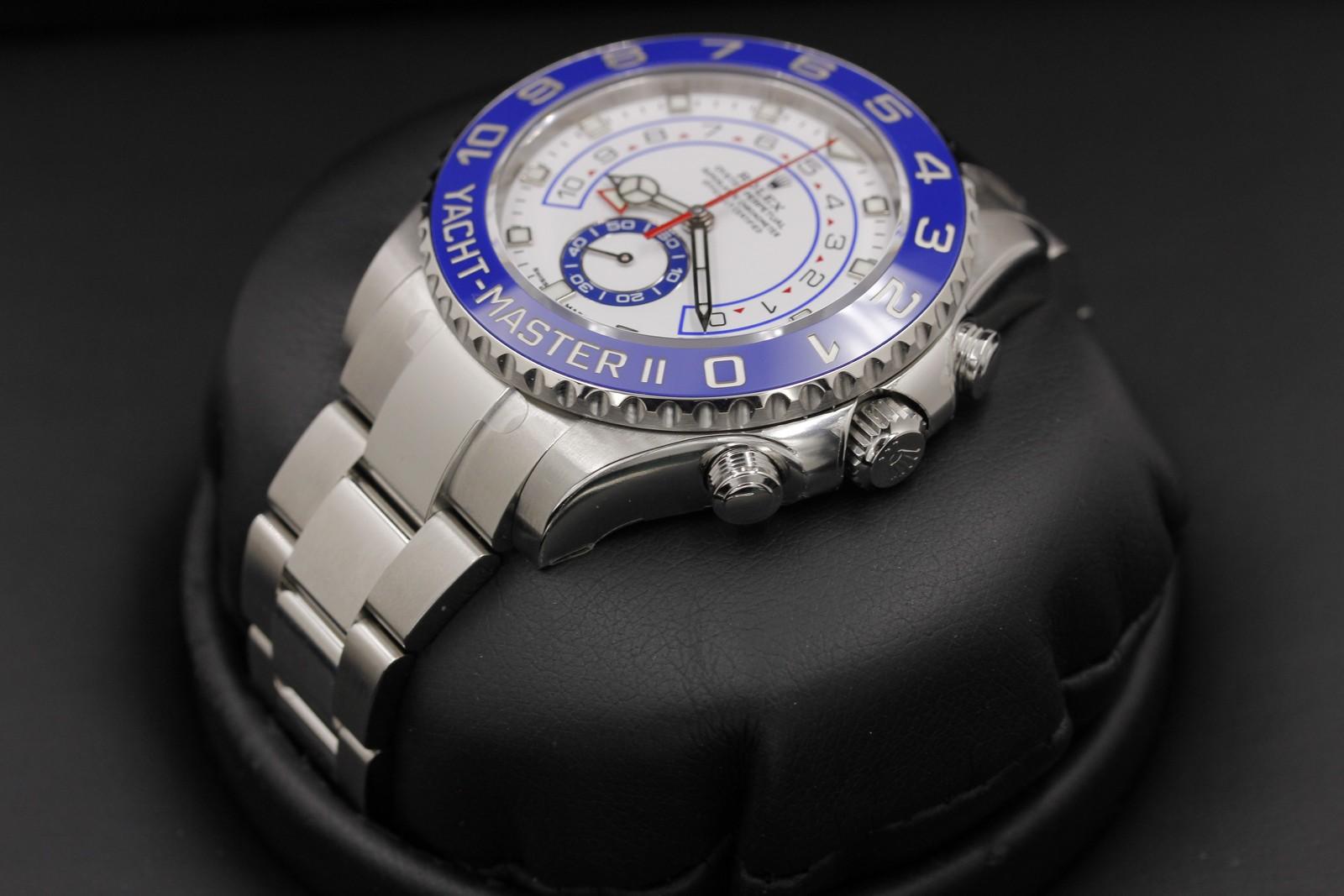 Watch Image 2