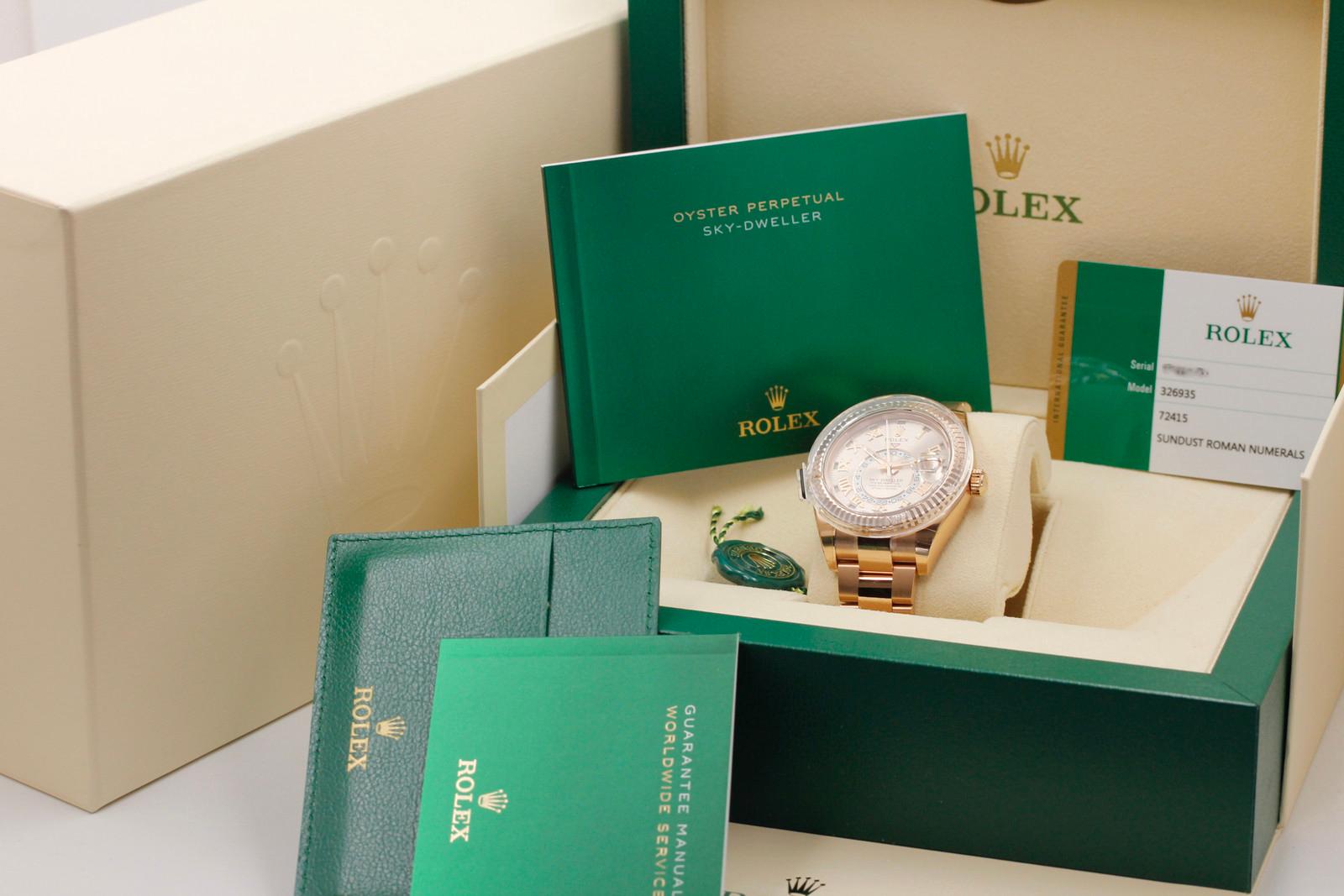 Watch Image 11