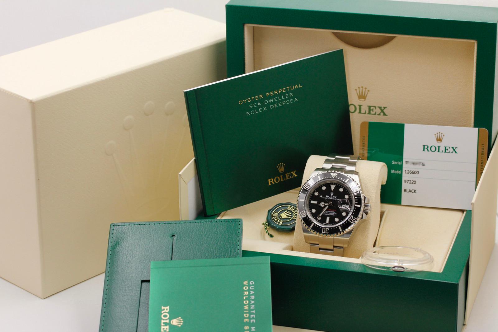 Watch Image 11