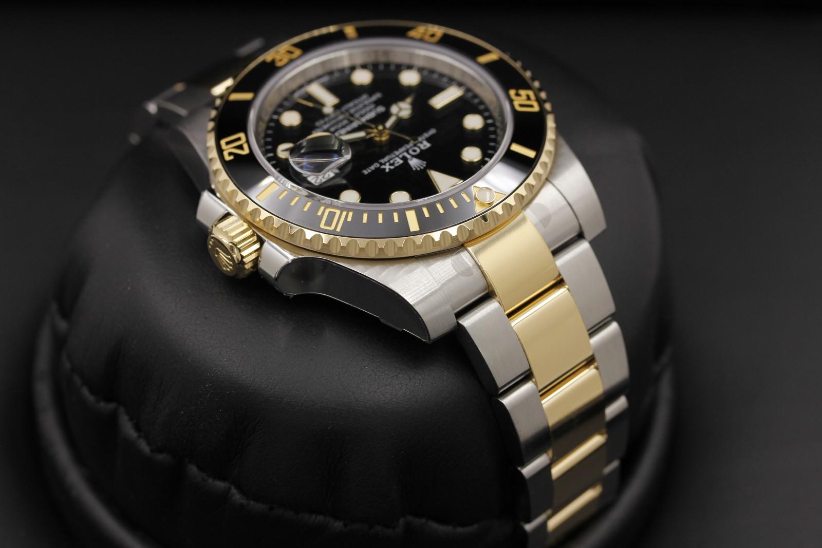 Watch Image 4