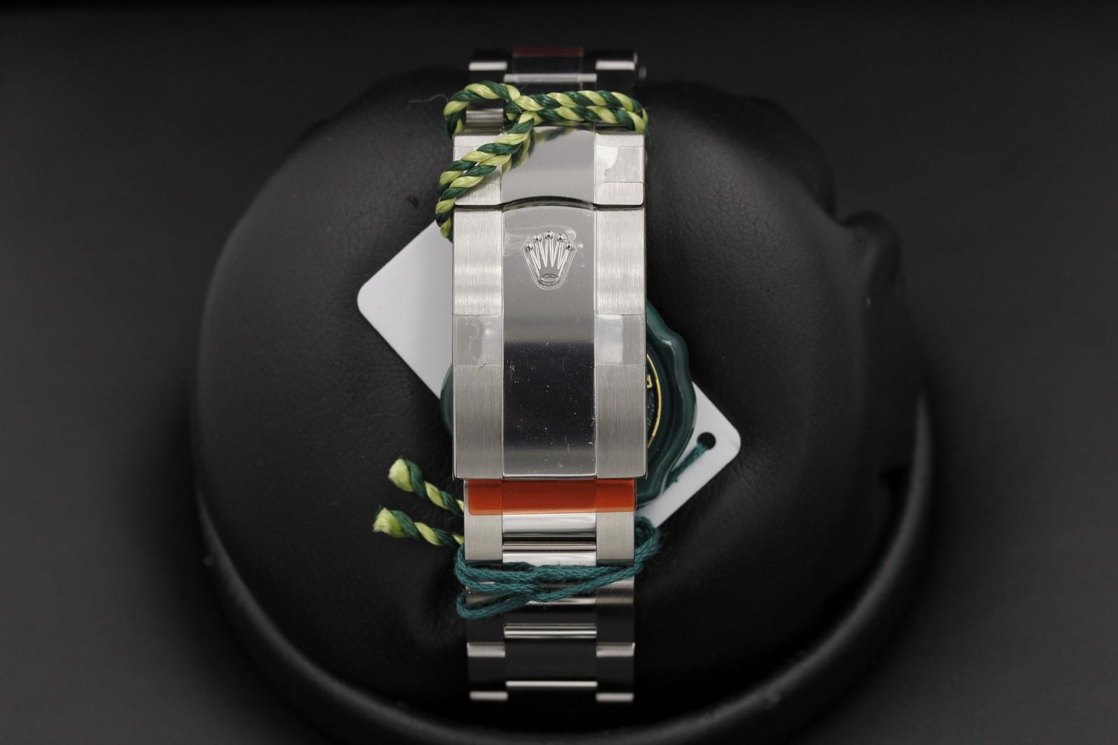 Watch Image 7