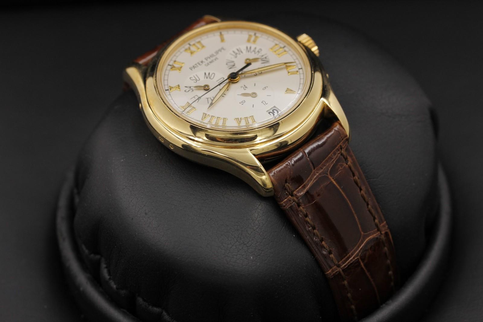 Watch Image 6