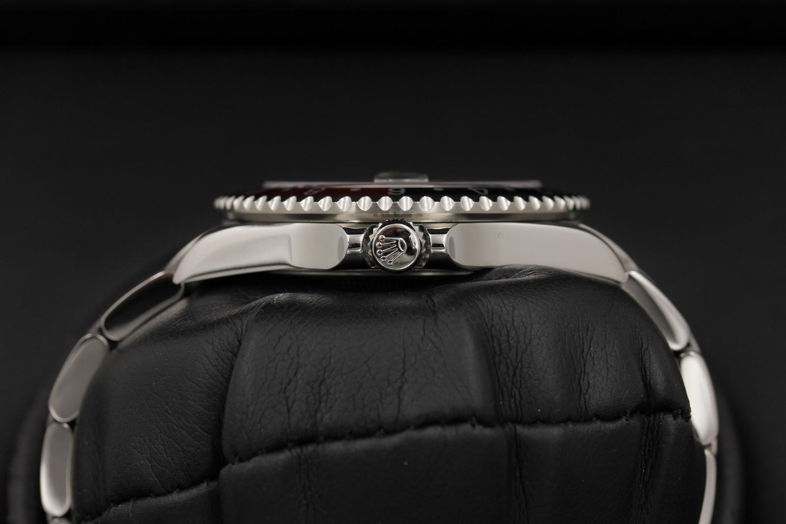 Watch Image 3