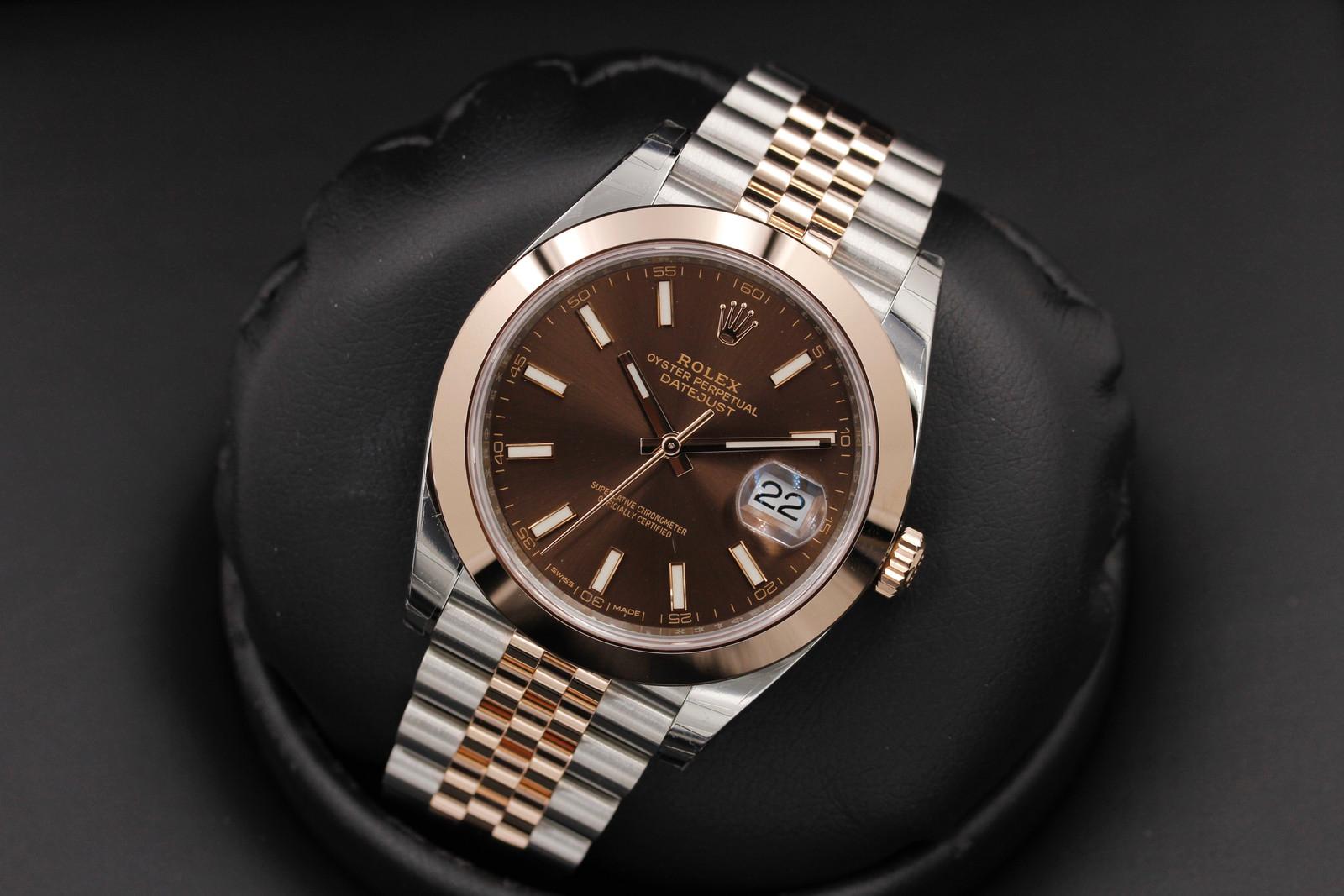 Watch Image 8