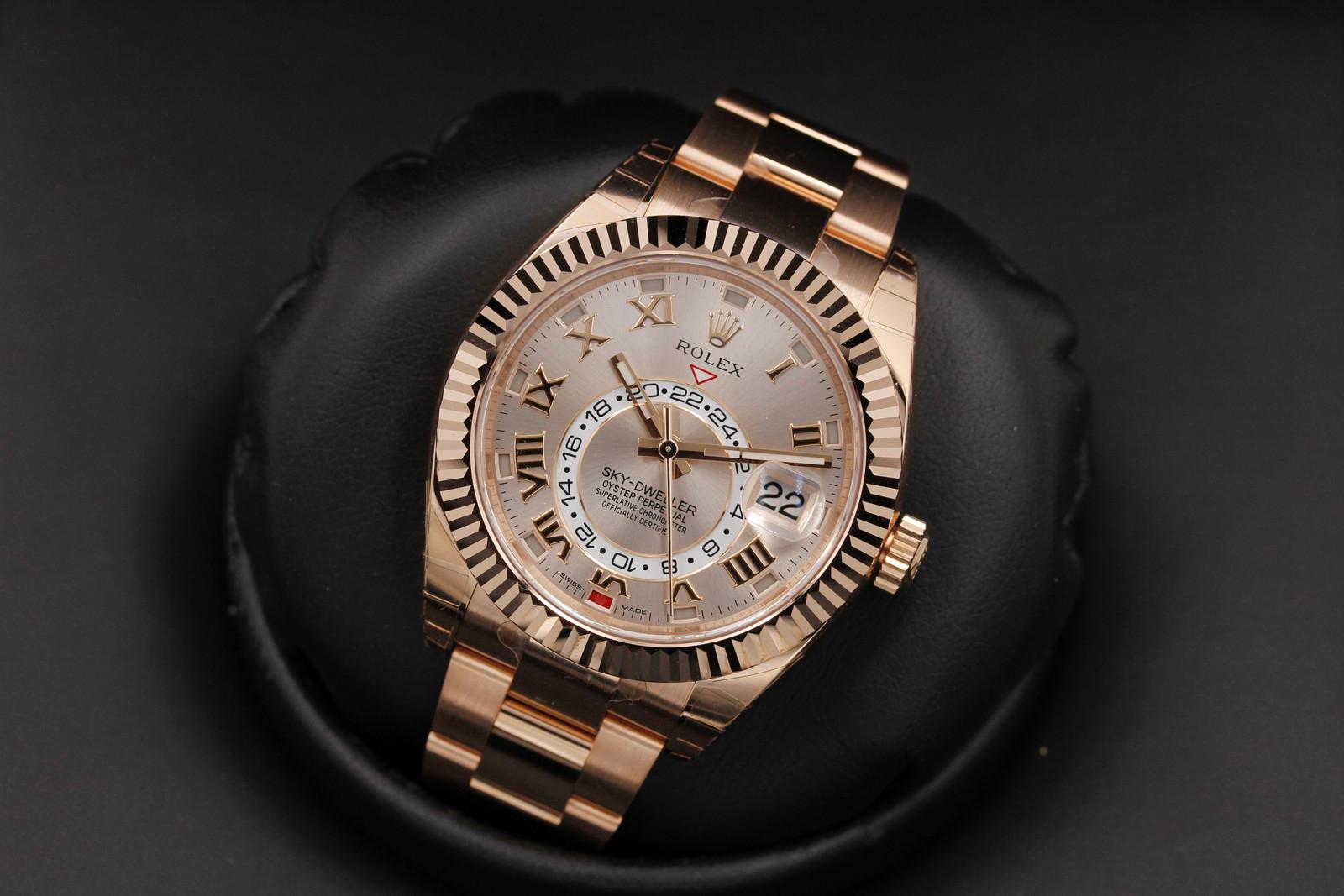 Watch Image 8