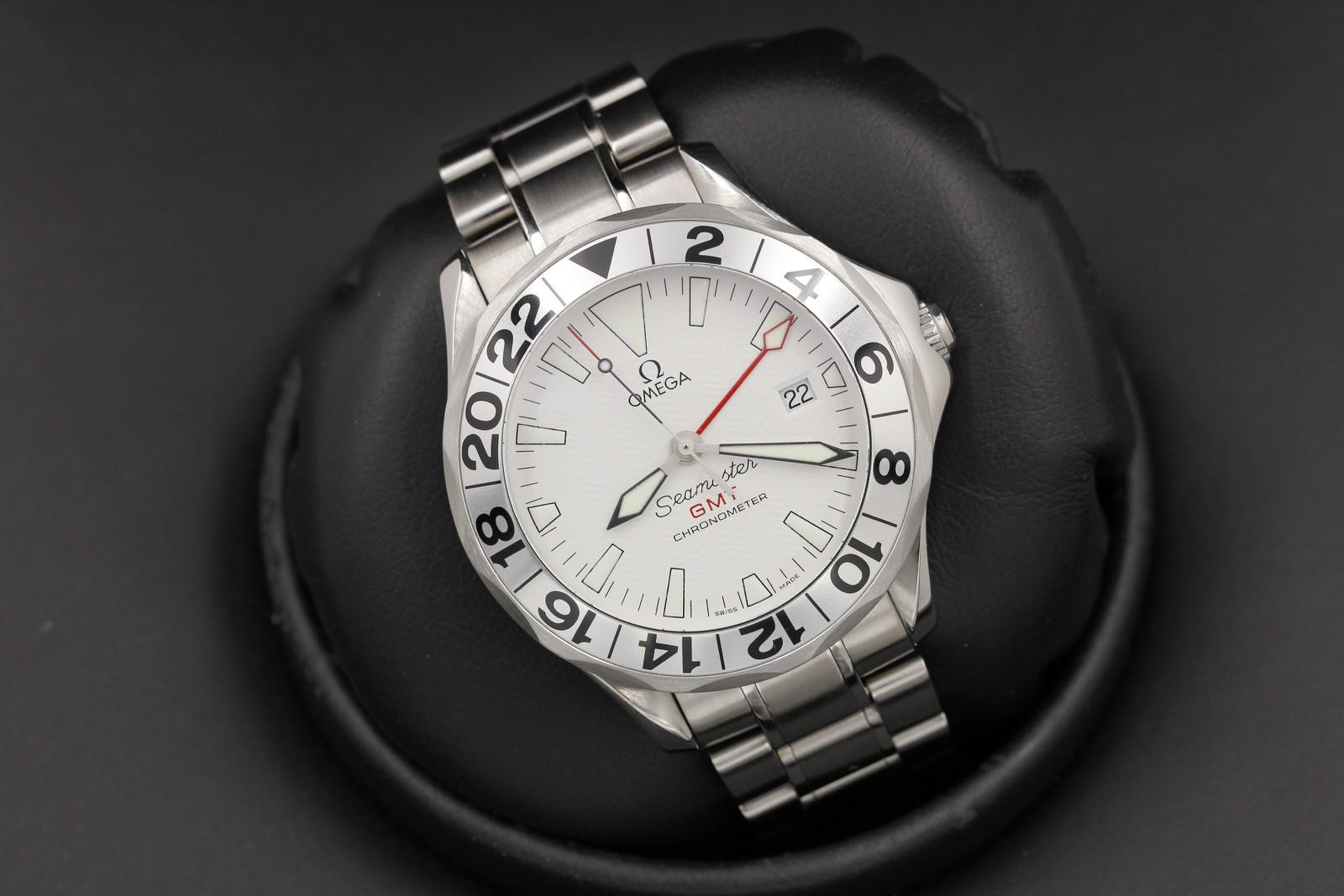 Watch Image 9