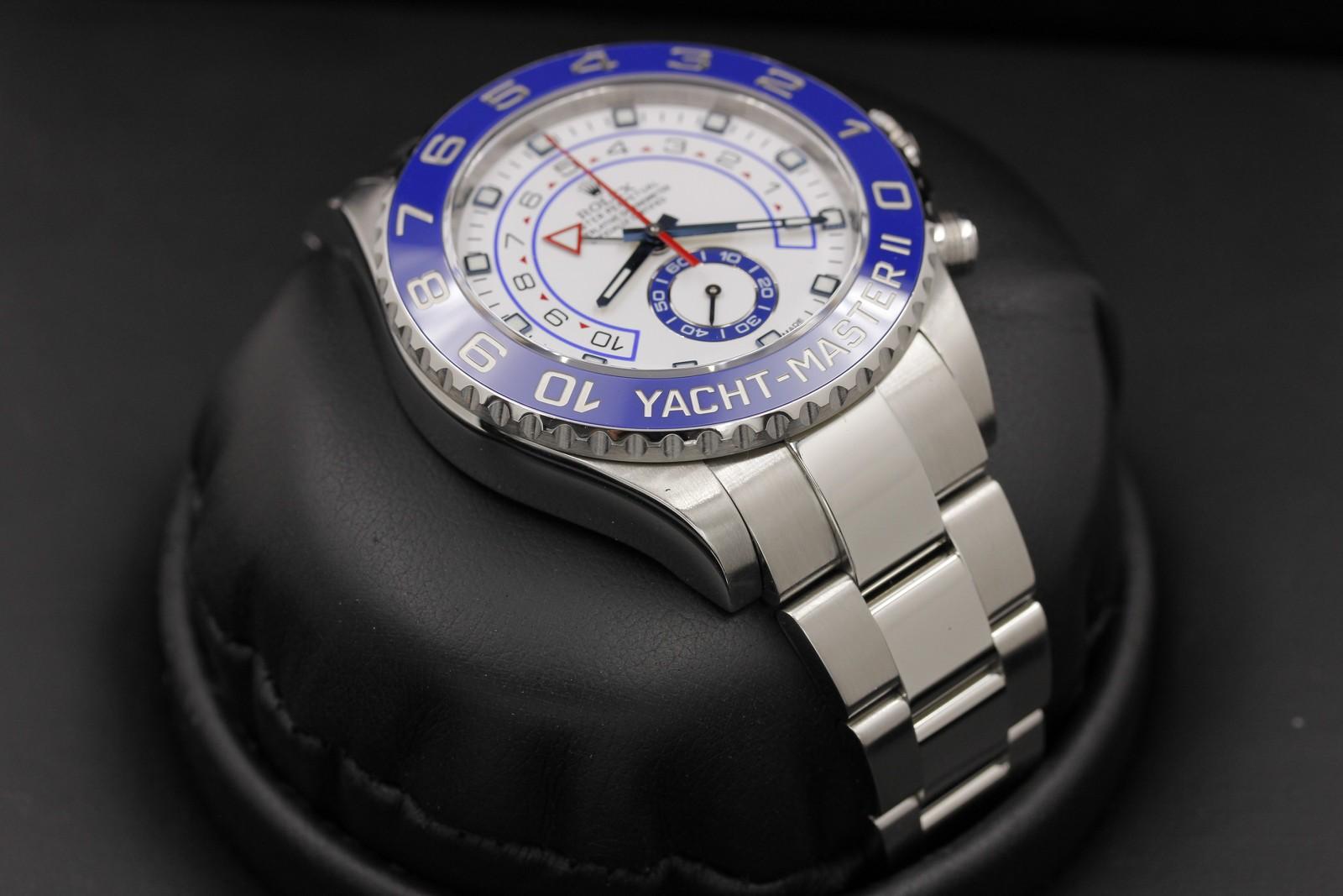 Watch Image 6