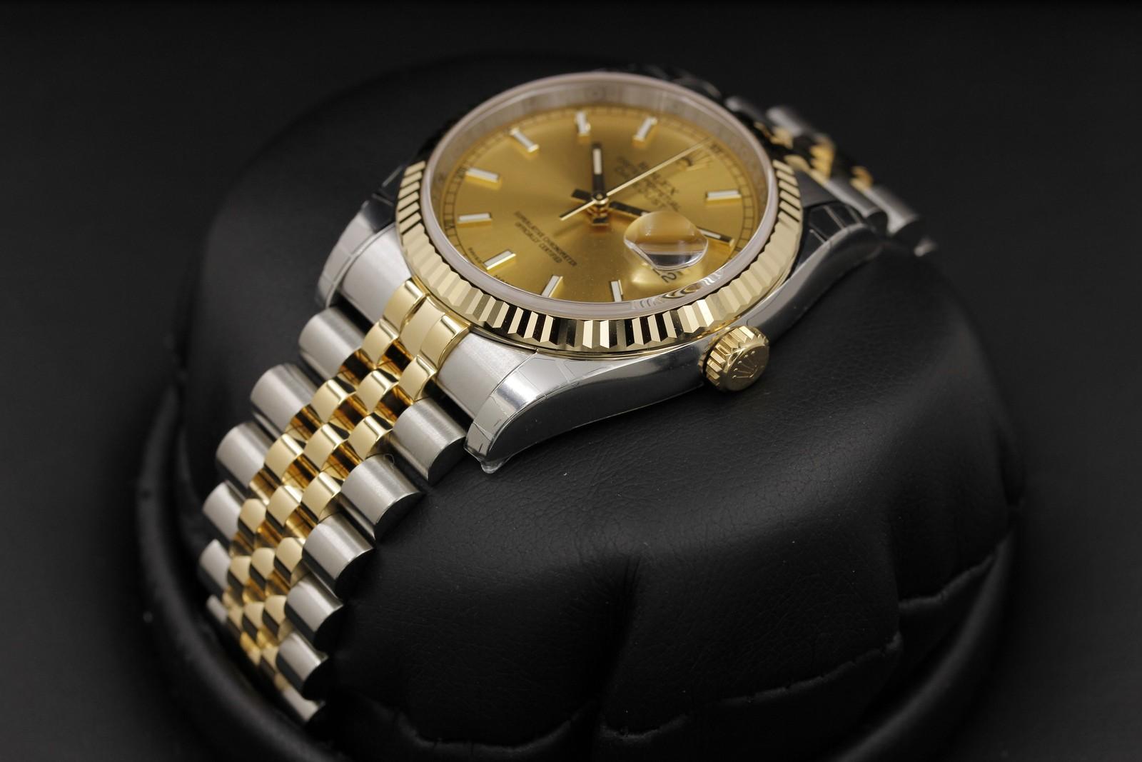 Watch Image 2