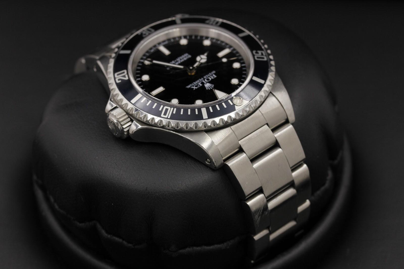Watch Image 4