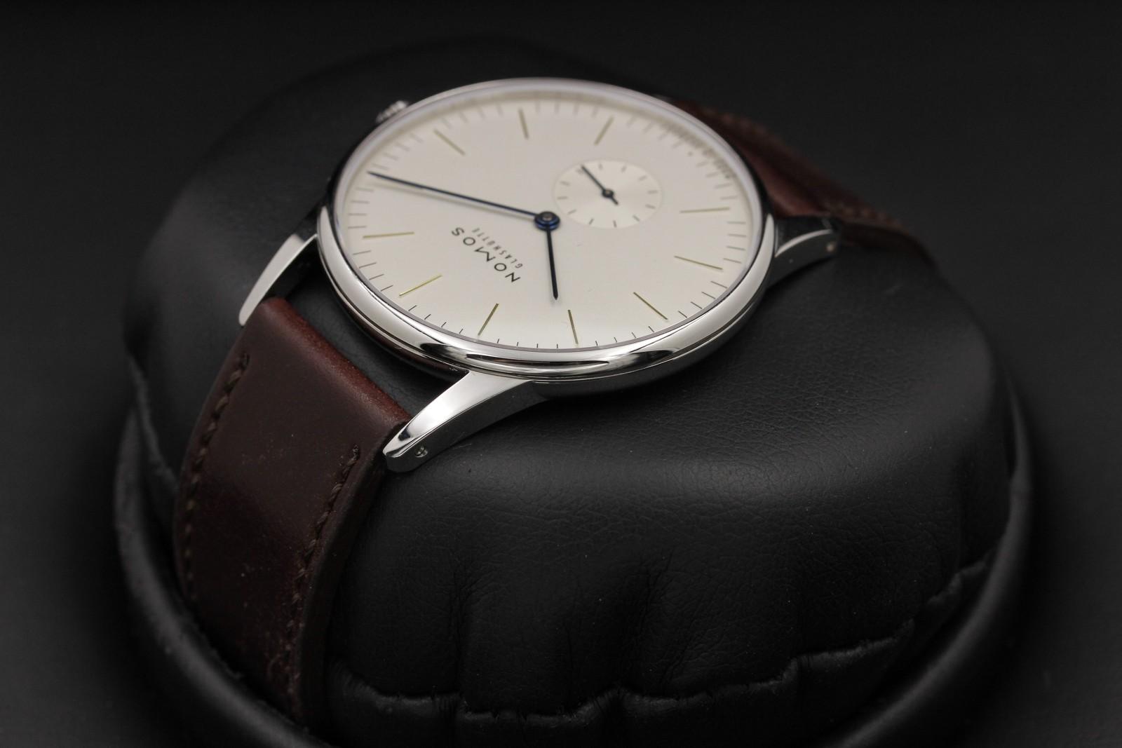 Watch Image 5